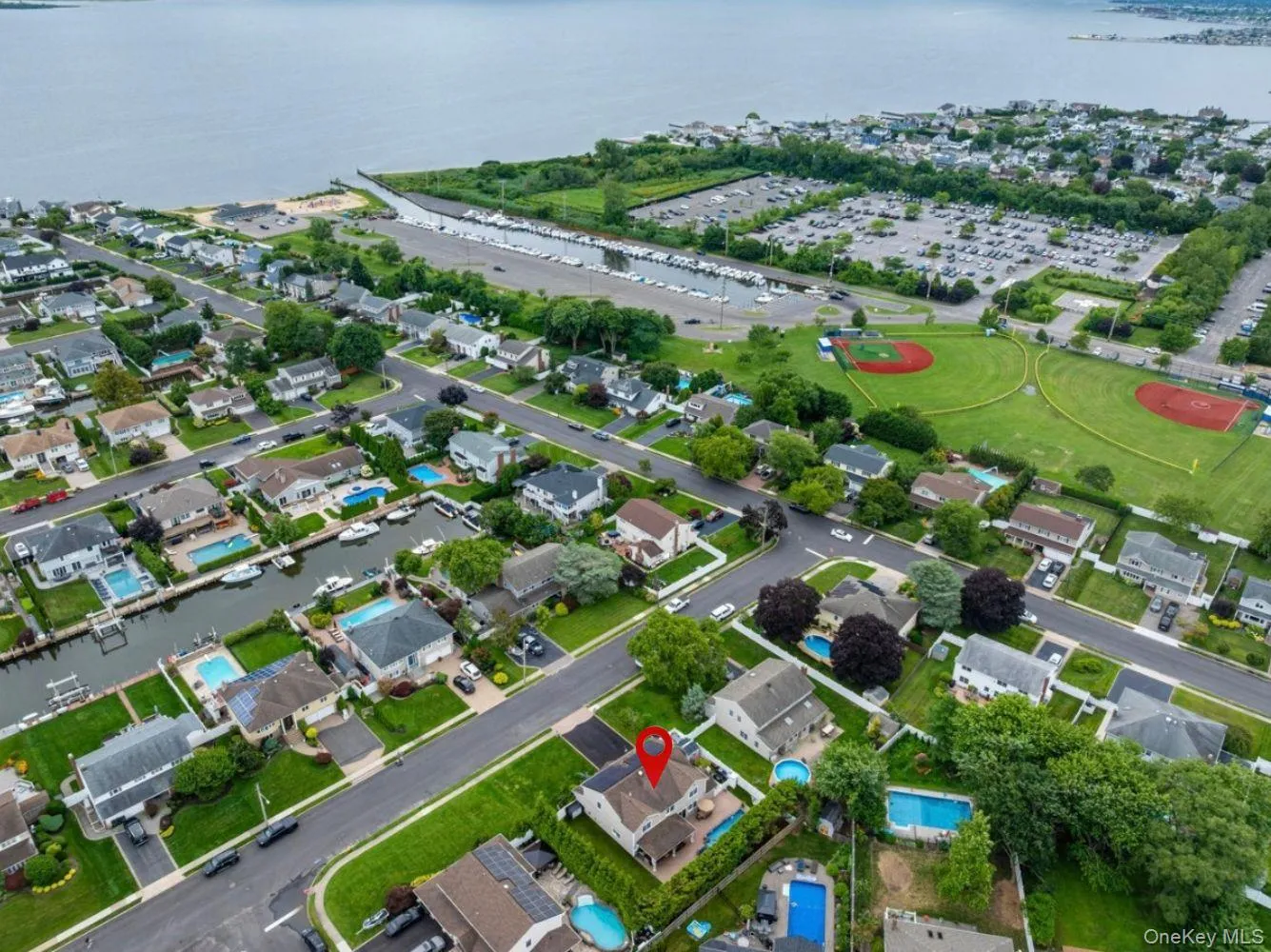 19 Clearwater Lane, Islip, NY, 4 Bedrooms Bedrooms, 10 Rooms Rooms,2 BathroomsBathrooms,Residential,For Rent,Clearwater,0,1034491 19 Clearwater Lane, Islip, NY, 4 Bedrooms Bedrooms, 10 Rooms Rooms,2 BathroomsBathrooms,Residential,For Rent,Clearwater,0,1034491