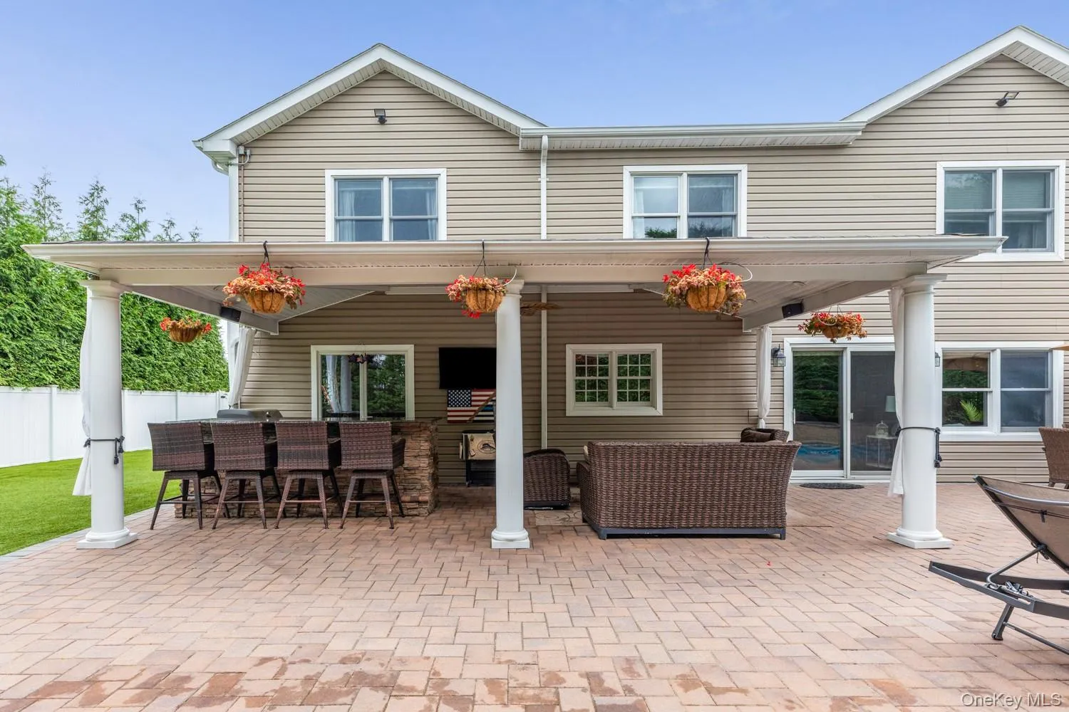 19 Clearwater Lane, Islip, NY, 4 Bedrooms Bedrooms, 10 Rooms Rooms,2 BathroomsBathrooms,Residential,For Rent,Clearwater,0,1034491 19 Clearwater Lane, Islip, NY, 4 Bedrooms Bedrooms, 10 Rooms Rooms,2 BathroomsBathrooms,Residential,For Rent,Clearwater,0,1034491