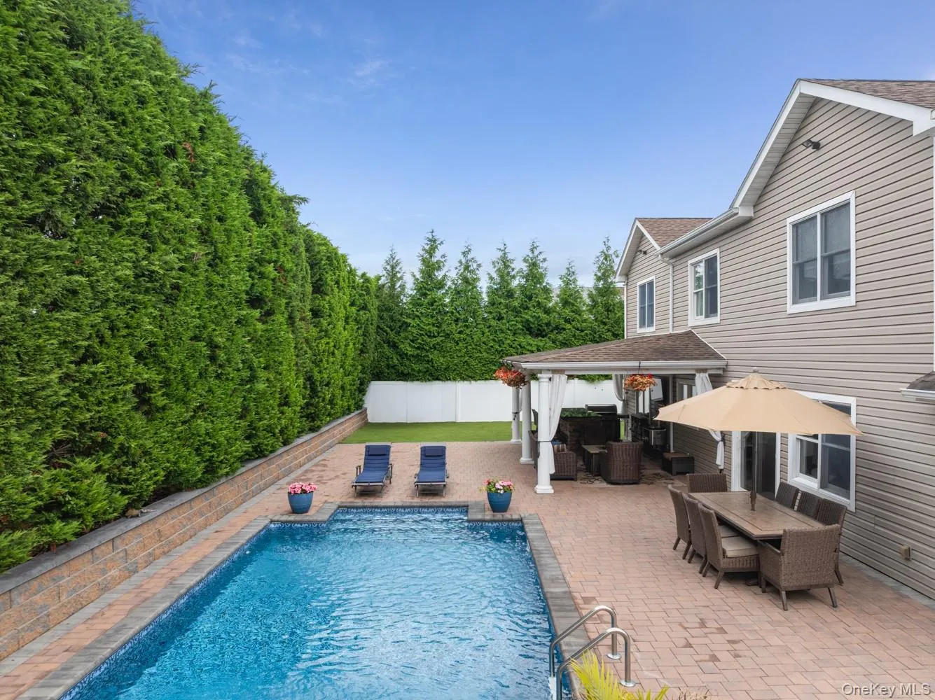 19 Clearwater Lane, Islip, NY, 4 Bedrooms Bedrooms, 10 Rooms Rooms,2 BathroomsBathrooms,Residential,For Rent,Clearwater,0,1034491 19 Clearwater Lane, Islip, NY, 4 Bedrooms Bedrooms, 10 Rooms Rooms,2 BathroomsBathrooms,Residential,For Rent,Clearwater,0,1034491