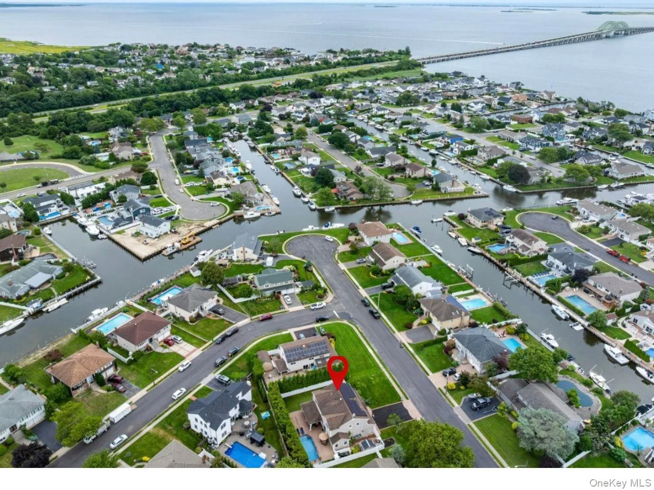 19 Clearwater Lane, Islip, NY, 4 Bedrooms Bedrooms, 10 Rooms Rooms,2 BathroomsBathrooms,Residential,For Rent,Clearwater,0,1034491 19 Clearwater Lane, Islip, NY, 4 Bedrooms Bedrooms, 10 Rooms Rooms,2 BathroomsBathrooms,Residential,For Rent,Clearwater,0,1034491