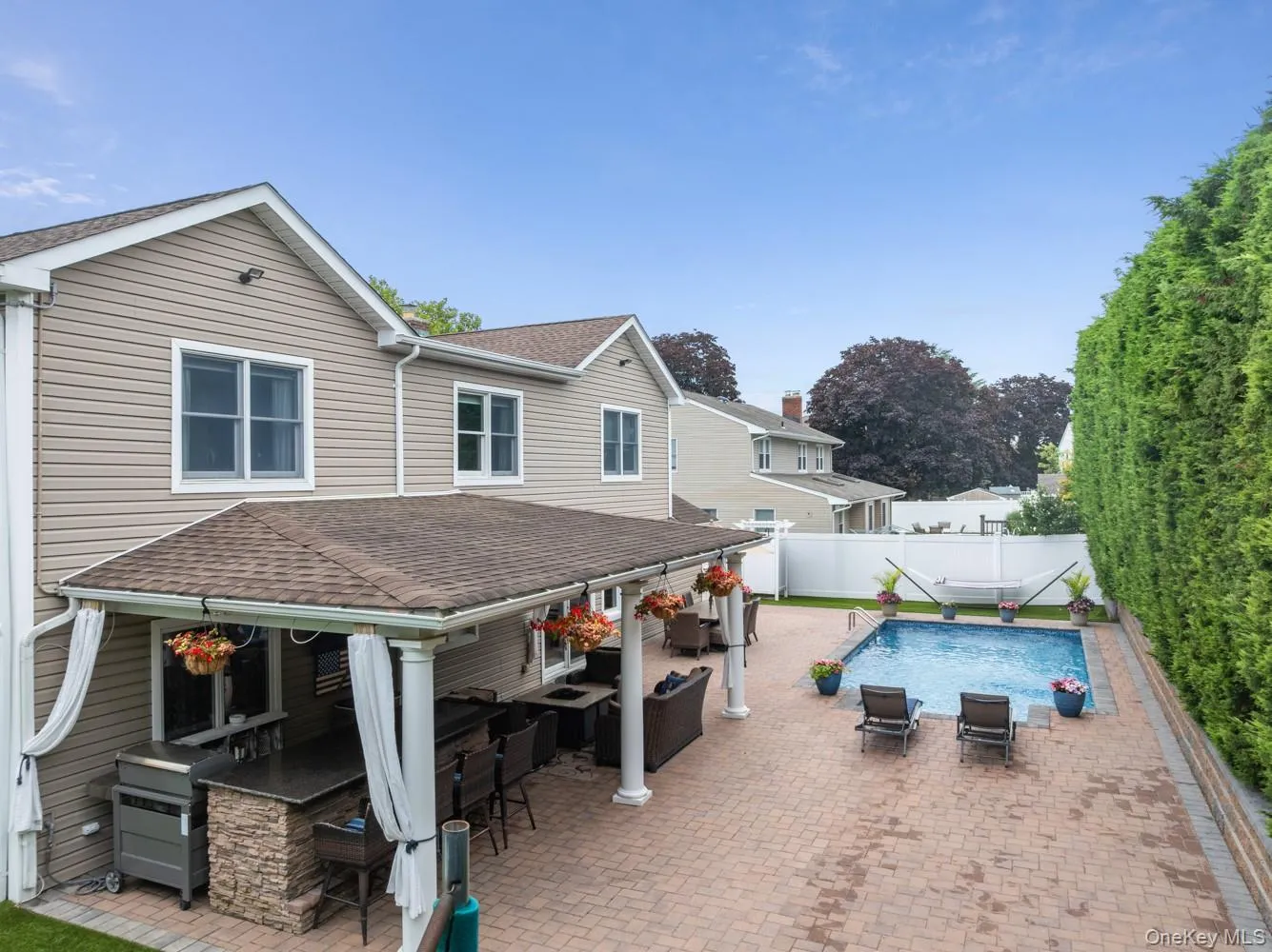 19 Clearwater Lane, Islip, NY, 4 Bedrooms Bedrooms, 10 Rooms Rooms,2 BathroomsBathrooms,Residential,For Rent,Clearwater,0,1034491 19 Clearwater Lane, Islip, NY, 4 Bedrooms Bedrooms, 10 Rooms Rooms,2 BathroomsBathrooms,Residential,For Rent,Clearwater,0,1034491
