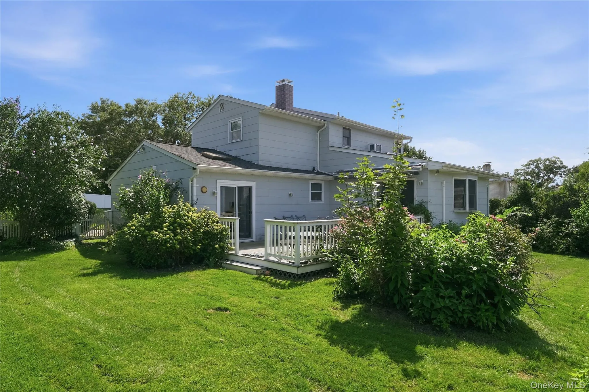 53 Comerford Street, Brookhaven, NY, 4 Bedrooms Bedrooms, 12 Rooms Rooms,1 BathroomBathrooms,Residential,For Rent,Comerford,0,1034495 53 Comerford Street, Brookhaven, NY, 4 Bedrooms Bedrooms, 12 Rooms Rooms,1 BathroomBathrooms,Residential,For Rent,Comerford,0,1034495