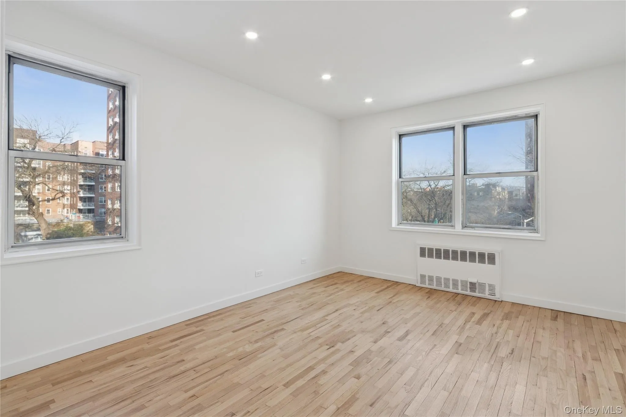 3701 Henry Hudson Parkway, New York, NY, 3 Bedrooms Bedrooms, 5 Rooms Rooms,2 BathroomsBathrooms,Residential,For Rent,Henry Hudson,0,1034500 3701 Henry Hudson Parkway, New York, NY, 3 Bedrooms Bedrooms, 5 Rooms Rooms,2 BathroomsBathrooms,Residential,For Rent,Henry Hudson,0,1034500