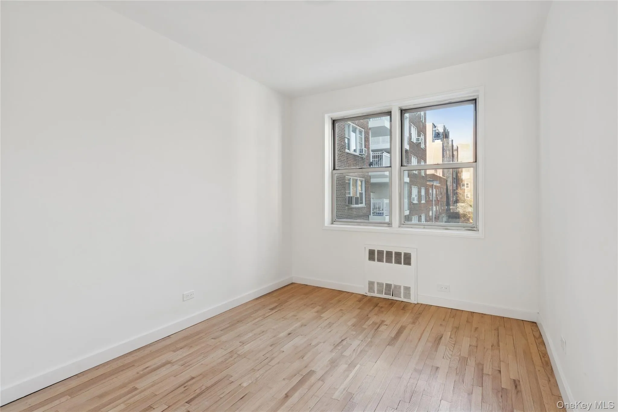 3701 Henry Hudson Parkway, New York, NY, 3 Bedrooms Bedrooms, 5 Rooms Rooms,2 BathroomsBathrooms,Residential,For Rent,Henry Hudson,0,1034500 3701 Henry Hudson Parkway, New York, NY, 3 Bedrooms Bedrooms, 5 Rooms Rooms,2 BathroomsBathrooms,Residential,For Rent,Henry Hudson,0,1034500
