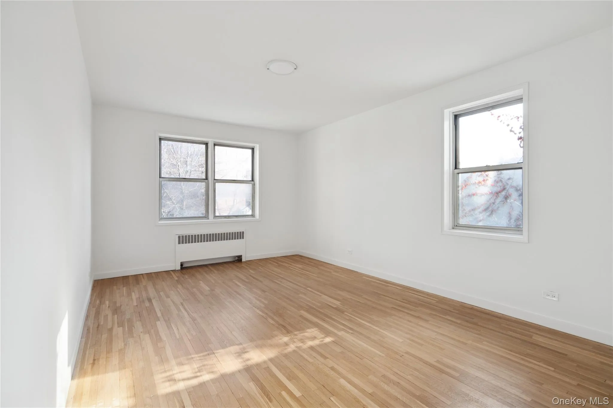 3701 Henry Hudson Parkway, New York, NY, 3 Bedrooms Bedrooms, 5 Rooms Rooms,2 BathroomsBathrooms,Residential,For Rent,Henry Hudson,0,1034500 3701 Henry Hudson Parkway, New York, NY, 3 Bedrooms Bedrooms, 5 Rooms Rooms,2 BathroomsBathrooms,Residential,For Rent,Henry Hudson,0,1034500