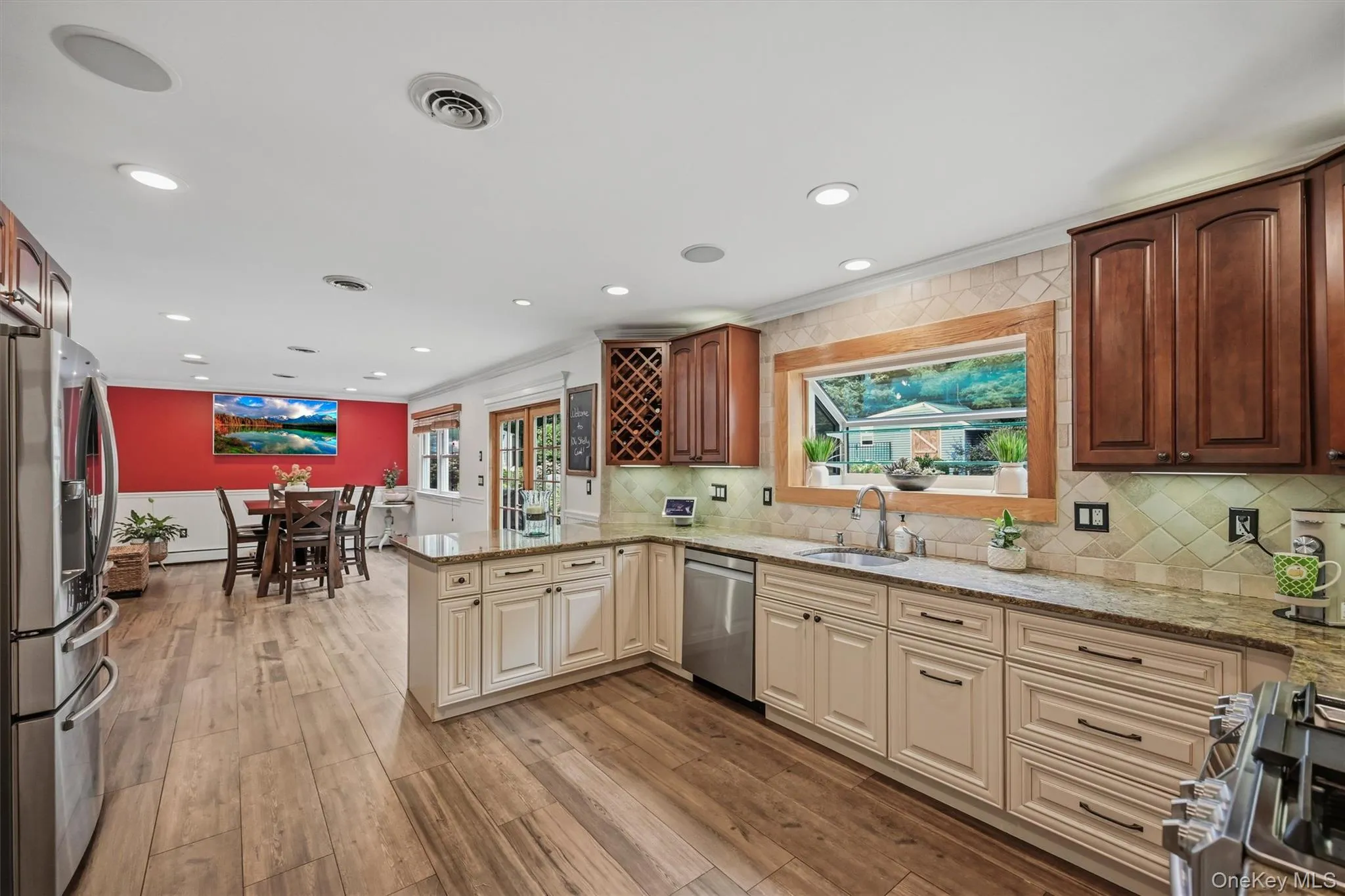 Straight back was built as the family room and is now used for casual dining. Straight back was built as the family room and is now used for casual dining.
