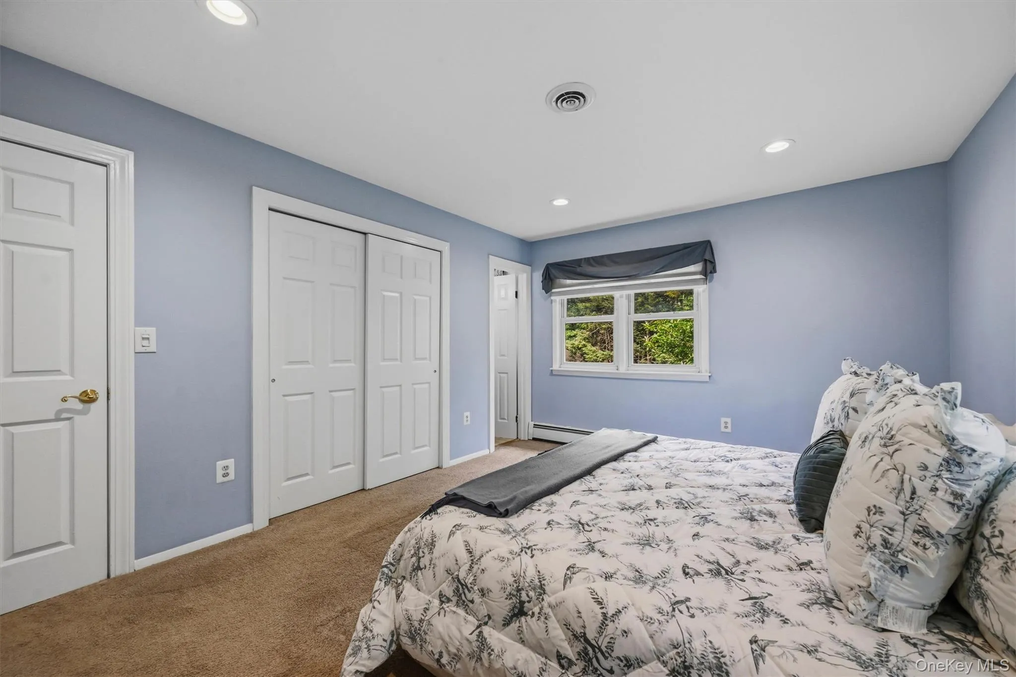 The primary bedroom offers a closet with organizers and full bath. The primary bedroom offers a closet with organizers and full bath.