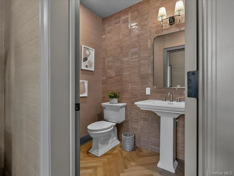 122 Regent Street, Saratoga Springs, NY, 3 Bedrooms Bedrooms, 7 Rooms Rooms,2 BathroomsBathrooms,Residential,For Rent,Regent,0,1034508 122 Regent Street, Saratoga Springs, NY, 3 Bedrooms Bedrooms, 7 Rooms Rooms,2 BathroomsBathrooms,Residential,For Rent,Regent,0,1034508