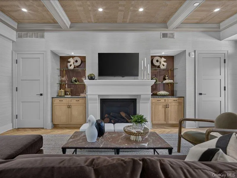 122 Regent Street, Saratoga Springs, NY, 3 Bedrooms Bedrooms, 7 Rooms Rooms,2 BathroomsBathrooms,Residential,For Rent,Regent,0,1034508 122 Regent Street, Saratoga Springs, NY, 3 Bedrooms Bedrooms, 7 Rooms Rooms,2 BathroomsBathrooms,Residential,For Rent,Regent,0,1034508