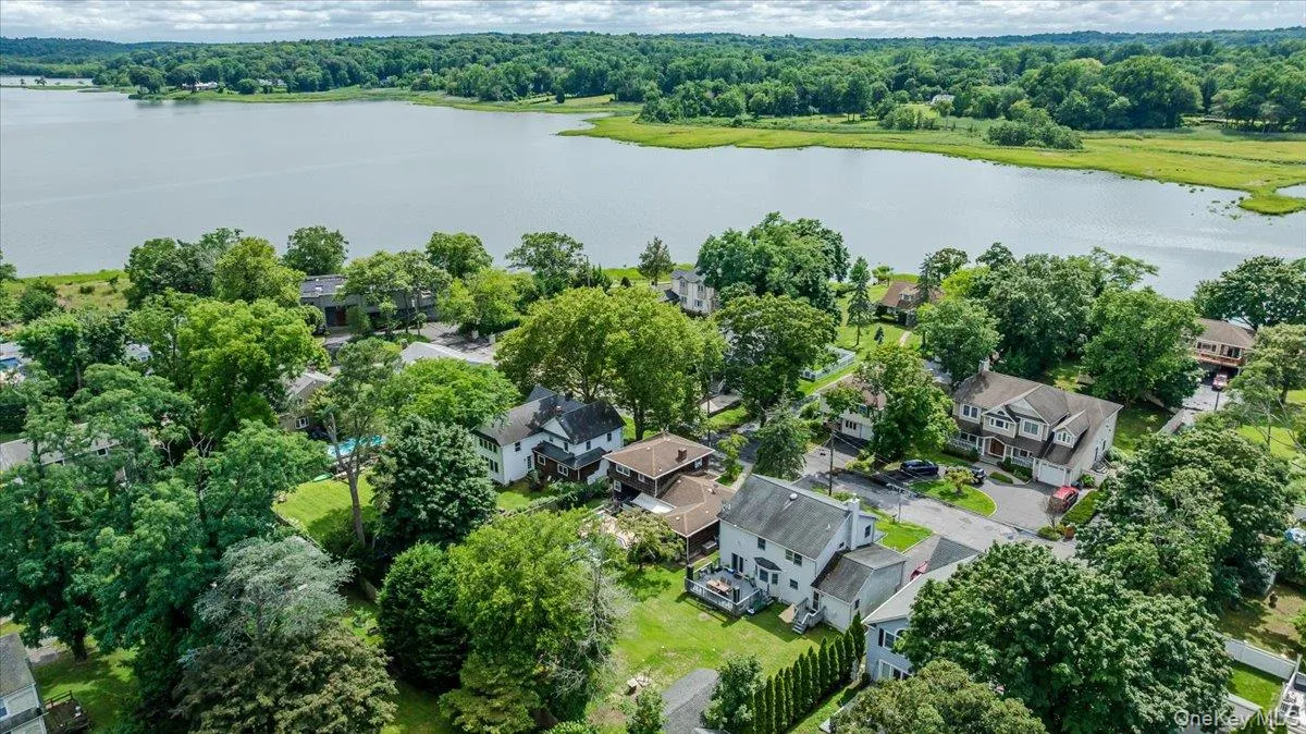 13 Meadow Lane, Oyster Bay, NY, 4 Bedrooms Bedrooms, 8 Rooms Rooms,1 BathroomBathrooms,Residential,For Rent,Meadow,0,1034512 13 Meadow Lane, Oyster Bay, NY, 4 Bedrooms Bedrooms, 8 Rooms Rooms,1 BathroomBathrooms,Residential,For Rent,Meadow,0,1034512