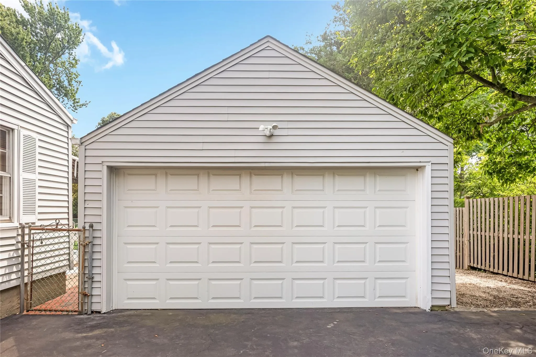 4 Crinkle Court, Huntington, NY, 5 Bedrooms Bedrooms, 9 Rooms Rooms,2 BathroomsBathrooms,Residential,For Rent,Crinkle,0,1034513 4 Crinkle Court, Huntington, NY, 5 Bedrooms Bedrooms, 9 Rooms Rooms,2 BathroomsBathrooms,Residential,For Rent,Crinkle,0,1034513