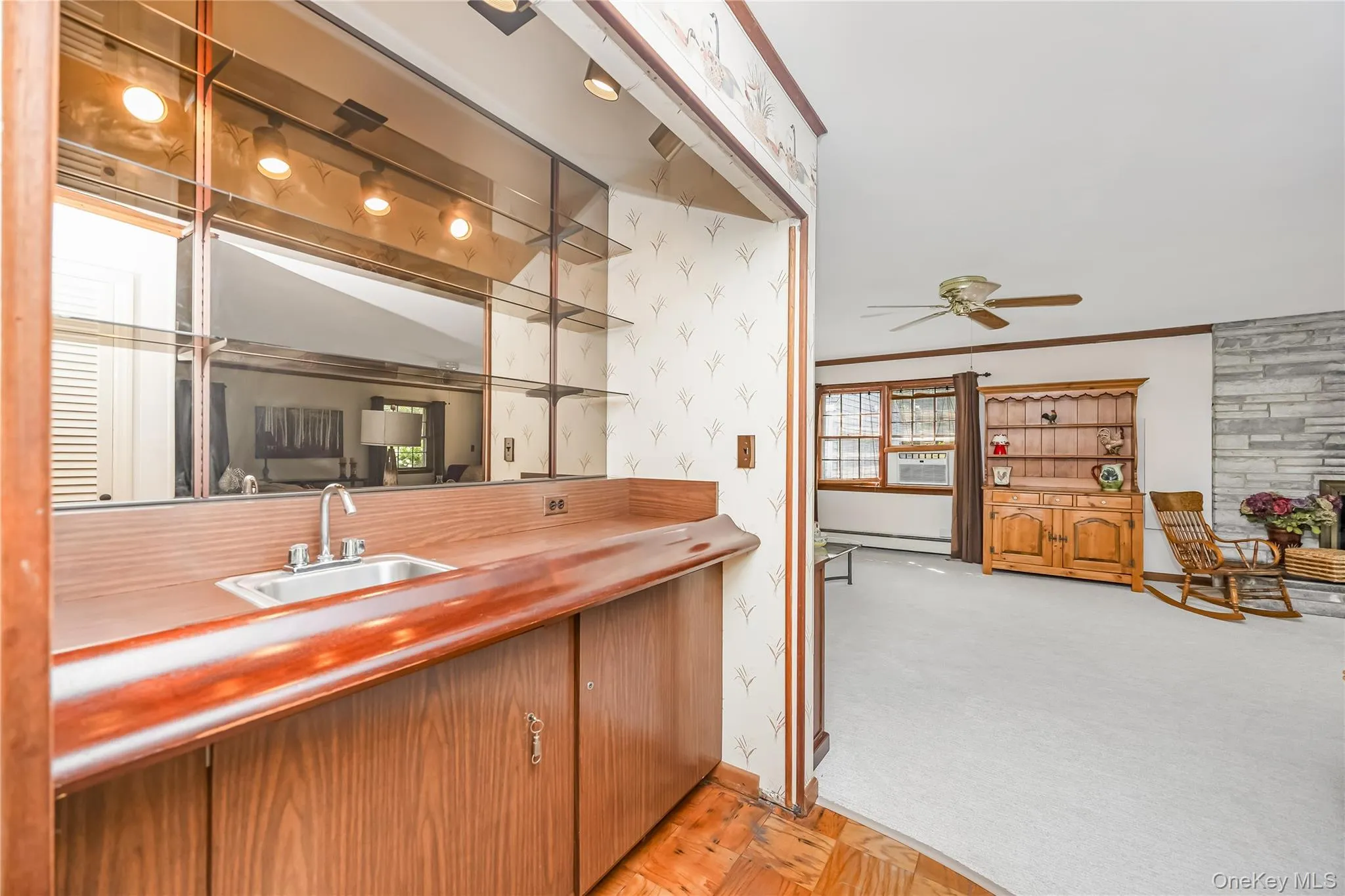 4 Crinkle Court, Huntington, NY, 5 Bedrooms Bedrooms, 9 Rooms Rooms,2 BathroomsBathrooms,Residential,For Rent,Crinkle,0,1034513 4 Crinkle Court, Huntington, NY, 5 Bedrooms Bedrooms, 9 Rooms Rooms,2 BathroomsBathrooms,Residential,For Rent,Crinkle,0,1034513