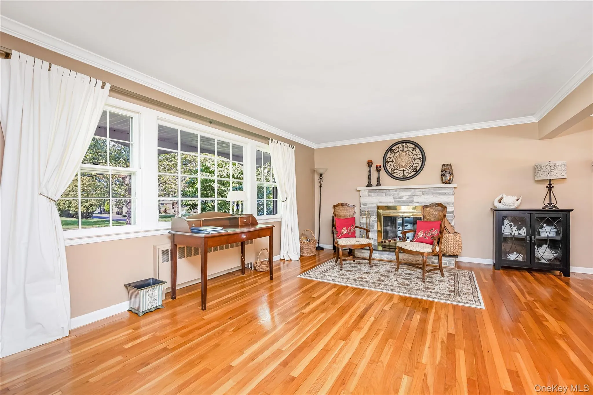 4 Crinkle Court, Huntington, NY, 5 Bedrooms Bedrooms, 9 Rooms Rooms,2 BathroomsBathrooms,Residential,For Rent,Crinkle,0,1034513 4 Crinkle Court, Huntington, NY, 5 Bedrooms Bedrooms, 9 Rooms Rooms,2 BathroomsBathrooms,Residential,For Rent,Crinkle,0,1034513