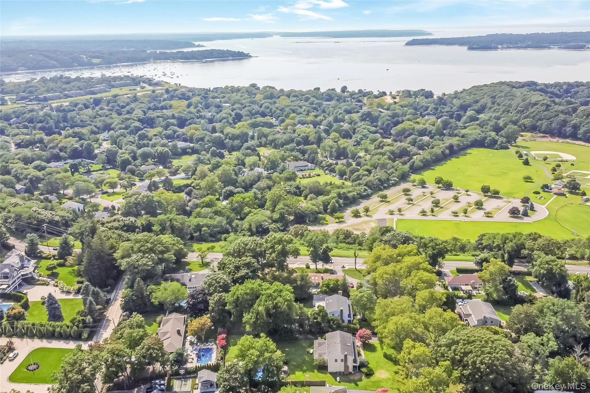 4 Crinkle Court, Huntington, NY, 5 Bedrooms Bedrooms, 9 Rooms Rooms,2 BathroomsBathrooms,Residential,For Rent,Crinkle,0,1034513 4 Crinkle Court, Huntington, NY, 5 Bedrooms Bedrooms, 9 Rooms Rooms,2 BathroomsBathrooms,Residential,For Rent,Crinkle,0,1034513
