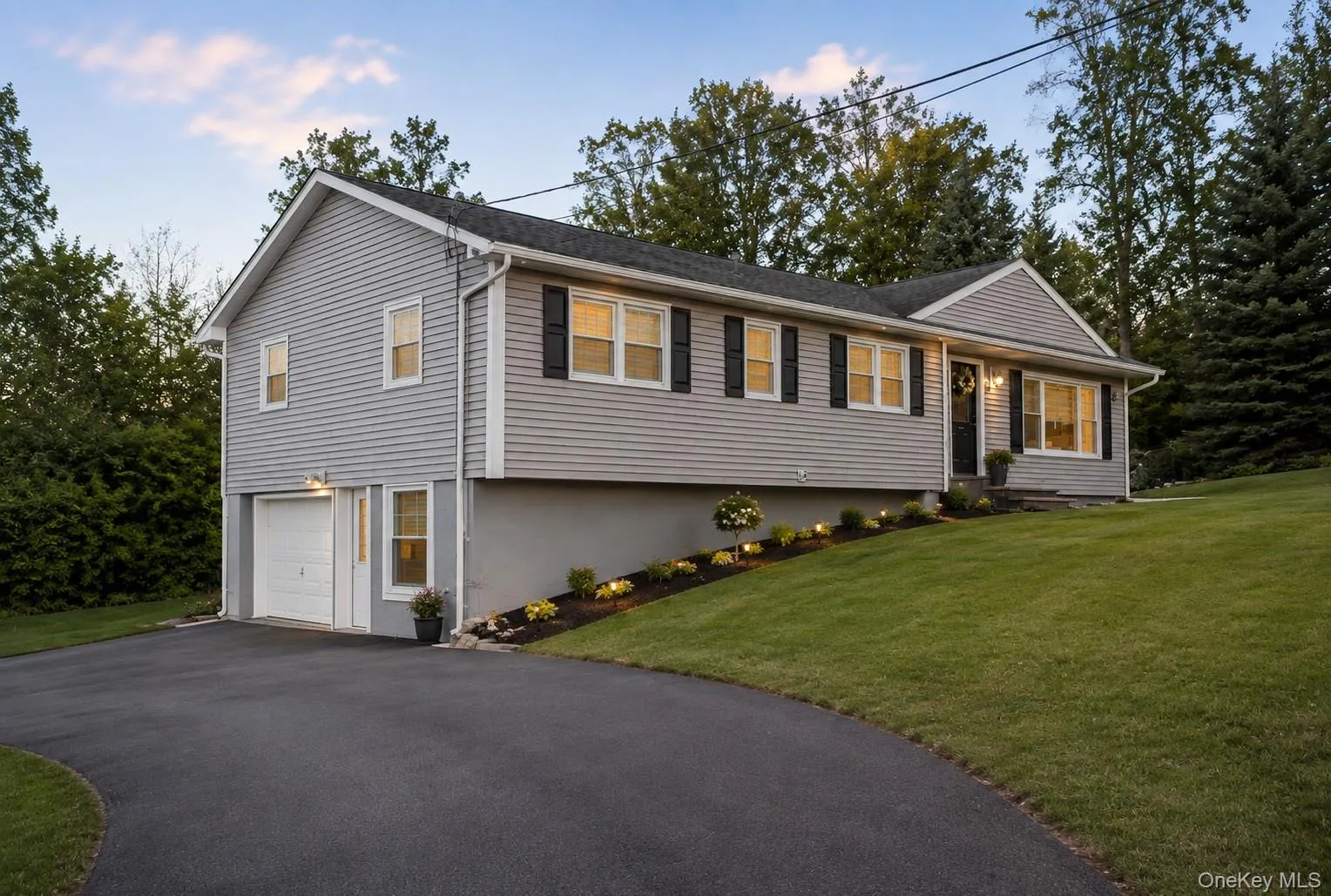 1462 New York Route 17A, Warwick (town), NY, 4 Bedrooms Bedrooms, 8 Rooms Rooms,2 BathroomsBathrooms,Residential,For Rent,New York Route 17A,0,1034514 1462 New York Route 17A, Warwick (town), NY, 4 Bedrooms Bedrooms, 8 Rooms Rooms,2 BathroomsBathrooms,Residential,For Rent,New York Route 17A,0,1034514