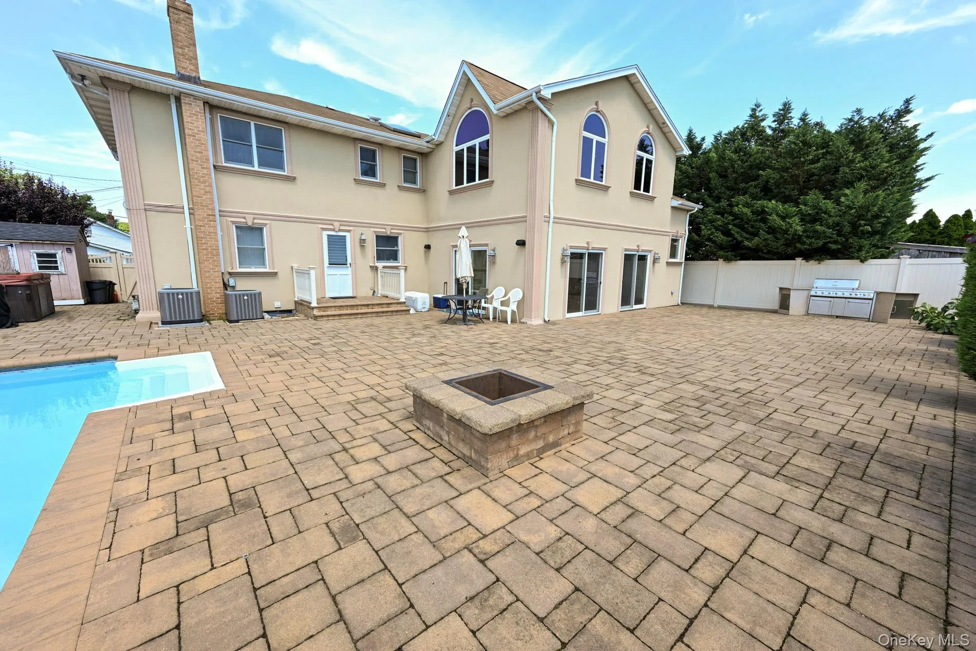 859 Maloon Avenue, Hempstead, NY, 5 Bedrooms Bedrooms, 15 Rooms Rooms,4 BathroomsBathrooms,Residential,For Rent,Maloon,0,1034516 859 Maloon Avenue, Hempstead, NY, 5 Bedrooms Bedrooms, 15 Rooms Rooms,4 BathroomsBathrooms,Residential,For Rent,Maloon,0,1034516