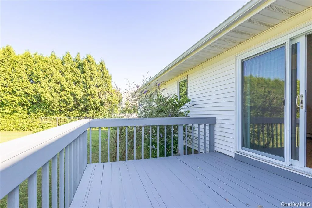124 Donna Drive, Riverhead, NY, 3 Bedrooms Bedrooms, 8 Rooms Rooms,2 BathroomsBathrooms,Residential,For Rent,Donna,0,1034520 124 Donna Drive, Riverhead, NY, 3 Bedrooms Bedrooms, 8 Rooms Rooms,2 BathroomsBathrooms,Residential,For Rent,Donna,0,1034520