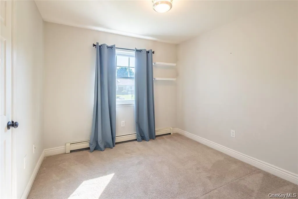 124 Donna Drive, Riverhead, NY, 3 Bedrooms Bedrooms, 8 Rooms Rooms,2 BathroomsBathrooms,Residential,For Rent,Donna,0,1034520 124 Donna Drive, Riverhead, NY, 3 Bedrooms Bedrooms, 8 Rooms Rooms,2 BathroomsBathrooms,Residential,For Rent,Donna,0,1034520