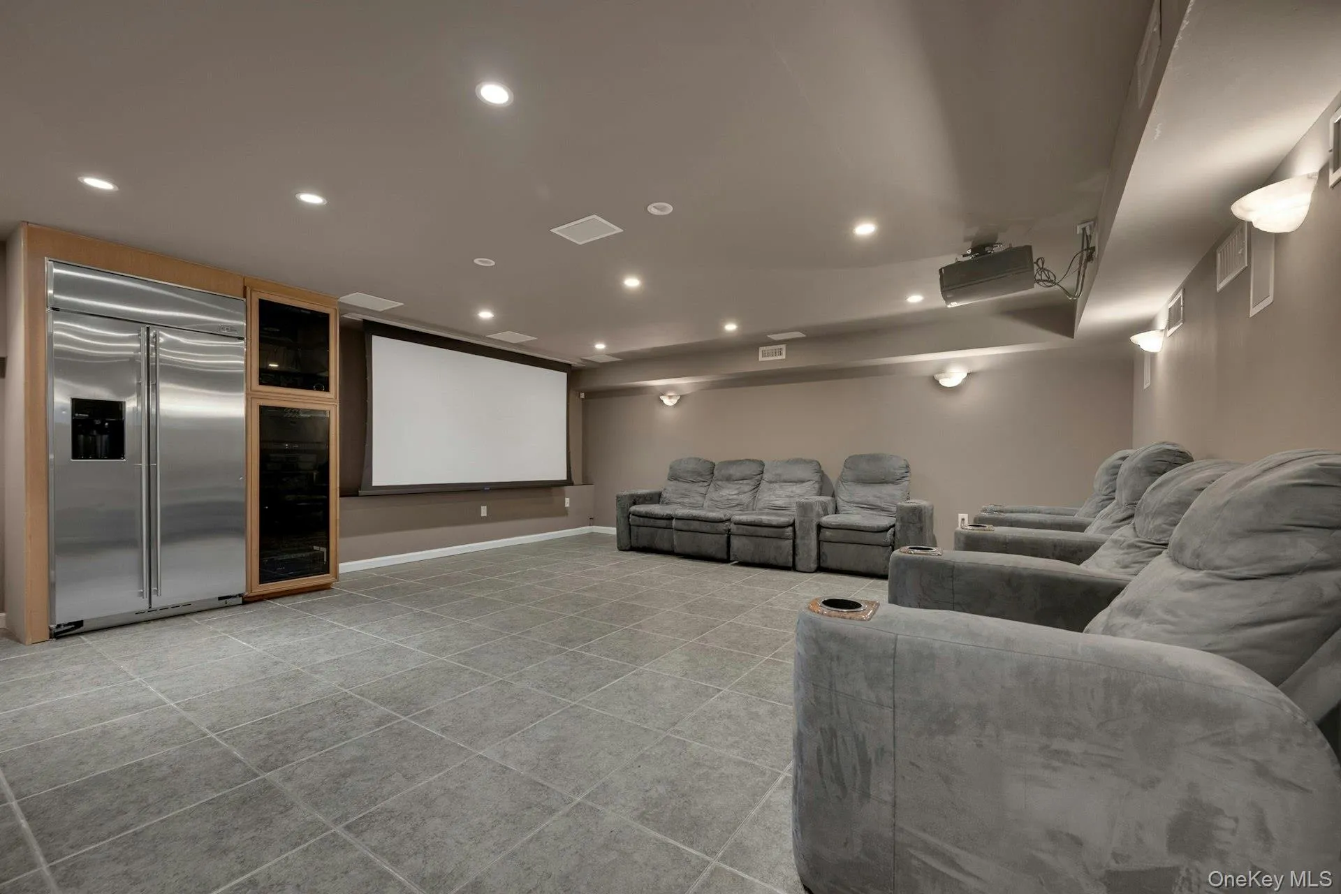 47 Highland Avenue, Eastchester, NY, 4 Bedrooms Bedrooms, 7 Rooms Rooms,4 BathroomsBathrooms,Residential Lease,For Rent,Highland,0,1034525 47 Highland Avenue, Eastchester, NY, 4 Bedrooms Bedrooms, 7 Rooms Rooms,4 BathroomsBathrooms,Residential Lease,For Rent,Highland,0,1034525
