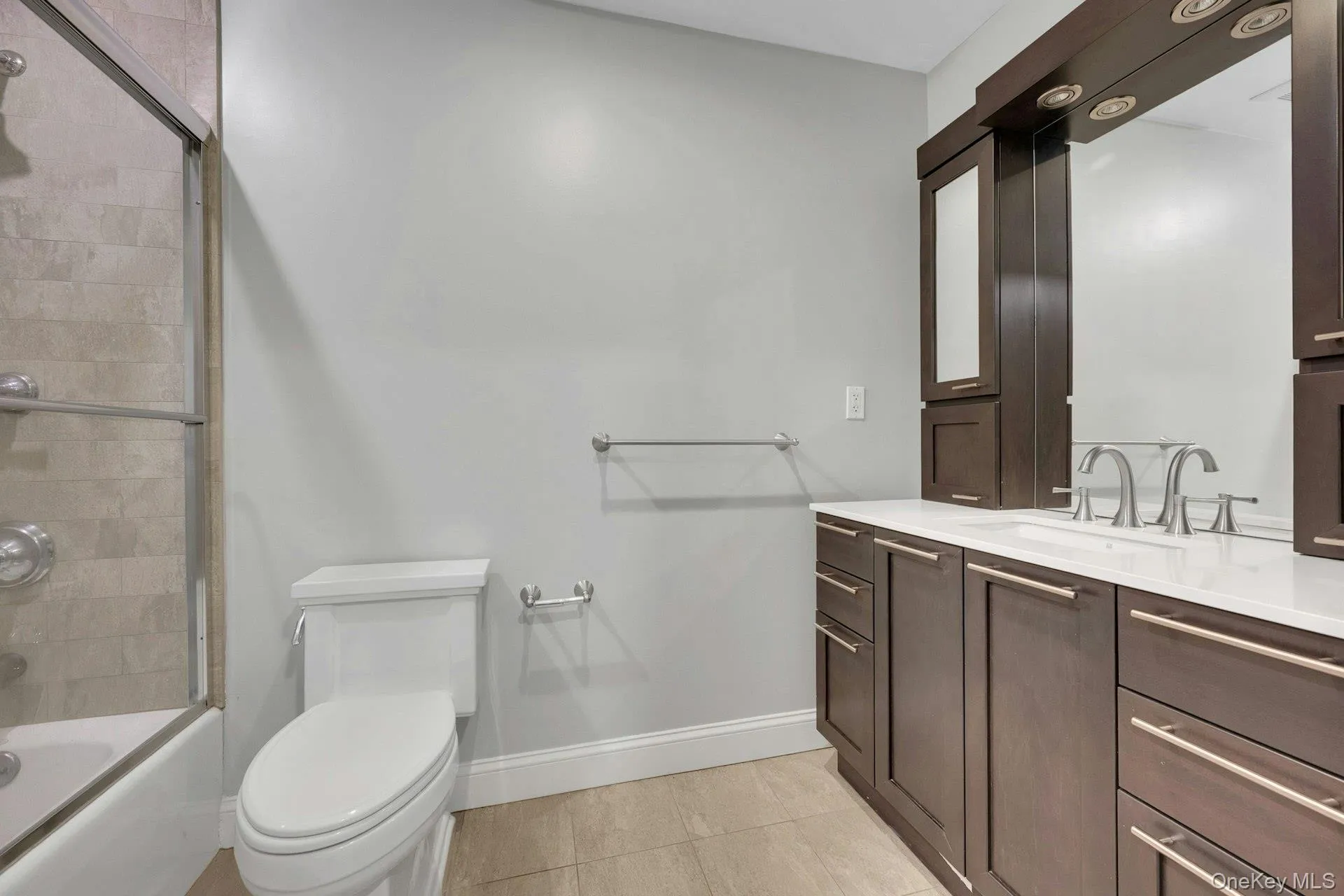 47 Highland Avenue, Eastchester, NY, 4 Bedrooms Bedrooms, 7 Rooms Rooms,4 BathroomsBathrooms,Residential Lease,For Rent,Highland,0,1034525 47 Highland Avenue, Eastchester, NY, 4 Bedrooms Bedrooms, 7 Rooms Rooms,4 BathroomsBathrooms,Residential Lease,For Rent,Highland,0,1034525