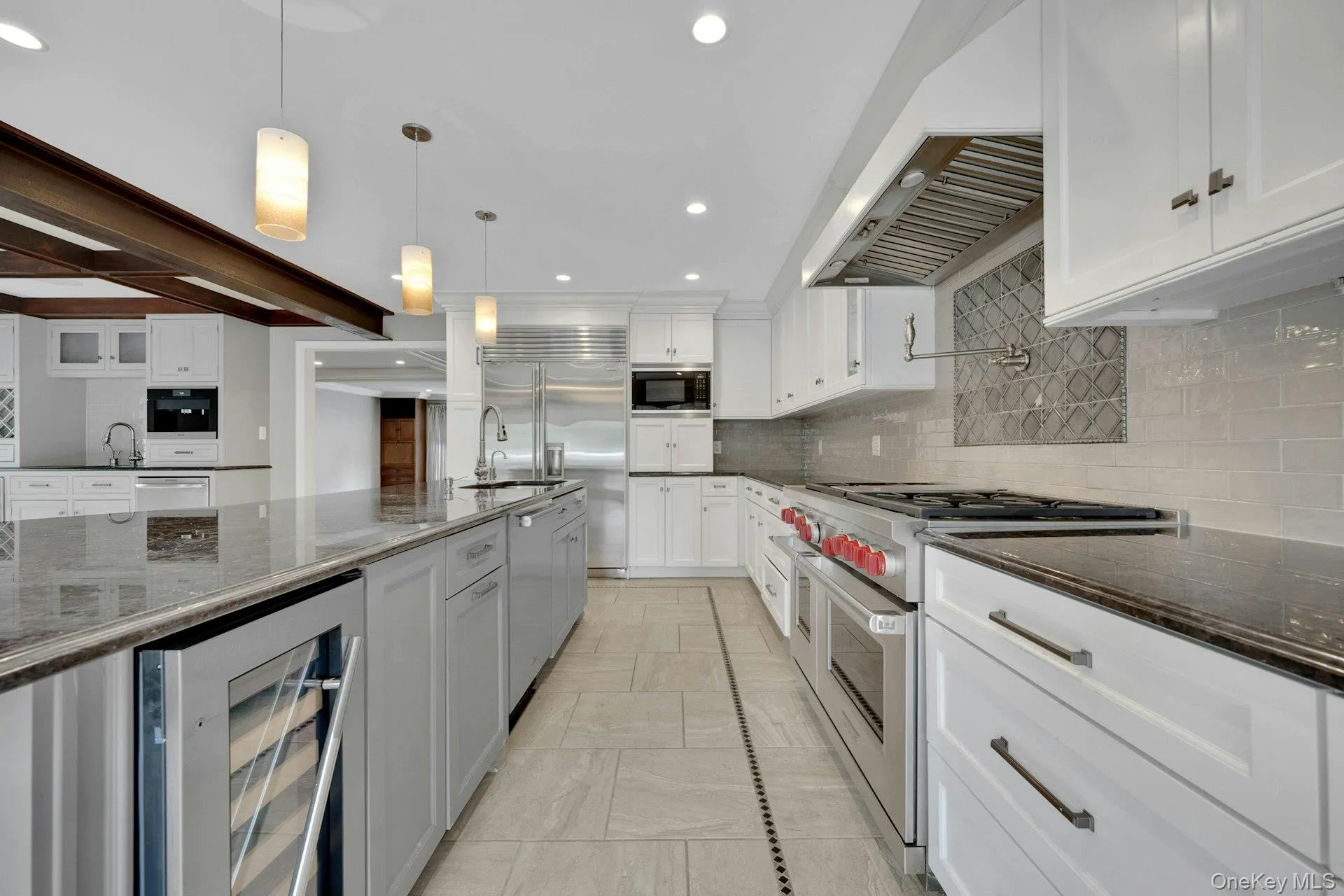 47 Highland Avenue, Eastchester, NY, 4 Bedrooms Bedrooms, 7 Rooms Rooms,4 BathroomsBathrooms,Residential Lease,For Rent,Highland,0,1034525 47 Highland Avenue, Eastchester, NY, 4 Bedrooms Bedrooms, 7 Rooms Rooms,4 BathroomsBathrooms,Residential Lease,For Rent,Highland,0,1034525