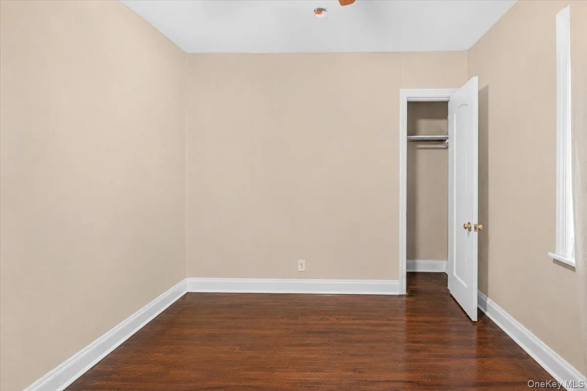 571 Park Avenue, Hempstead, NY, 5 Bedrooms Bedrooms, 7 Rooms Rooms,2 BathroomsBathrooms,Residential,For Rent,Park,0,1034531 571 Park Avenue, Hempstead, NY, 5 Bedrooms Bedrooms, 7 Rooms Rooms,2 BathroomsBathrooms,Residential,For Rent,Park,0,1034531