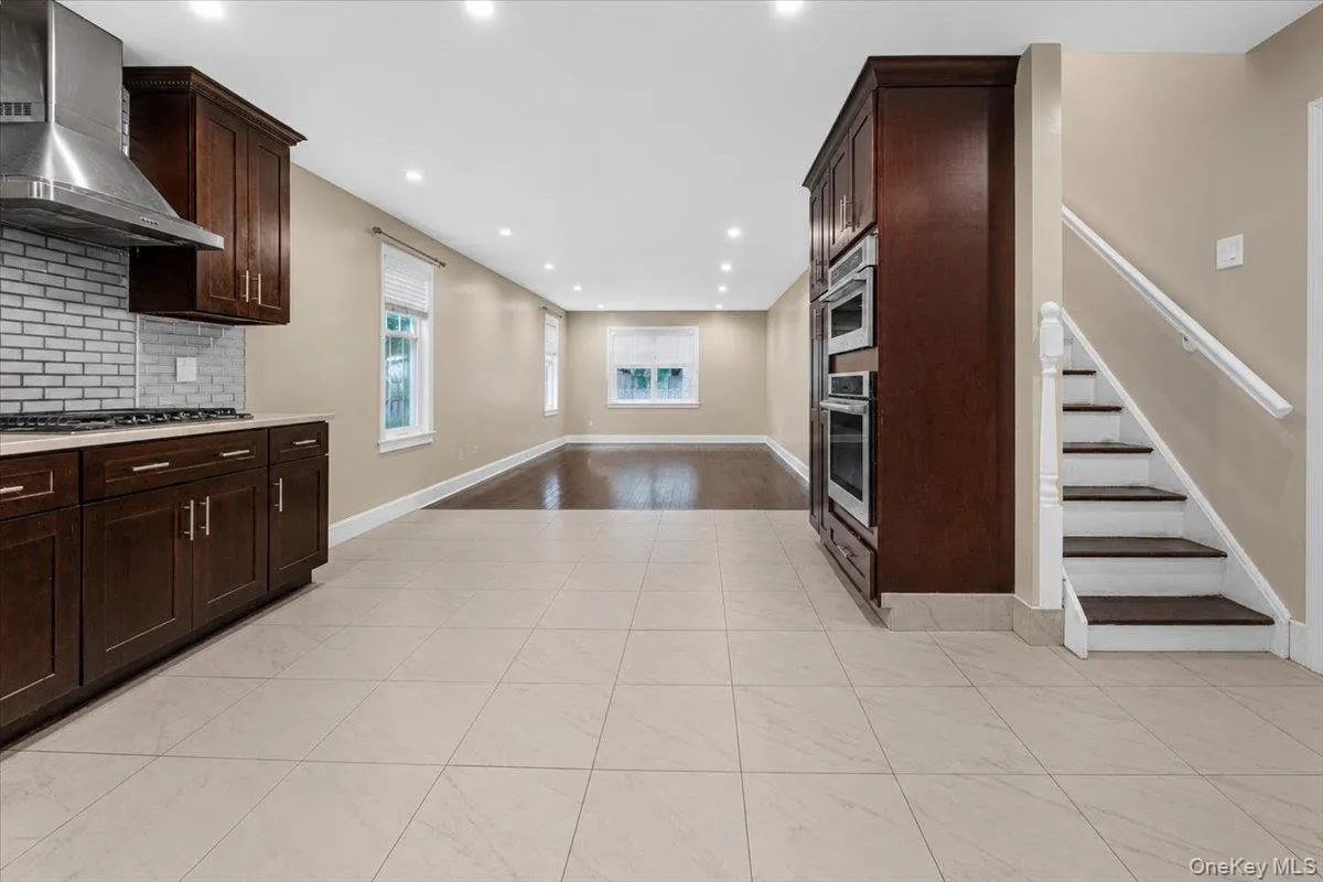 571 Park Avenue, Hempstead, NY, 5 Bedrooms Bedrooms, 7 Rooms Rooms,2 BathroomsBathrooms,Residential,For Rent,Park,0,1034531 571 Park Avenue, Hempstead, NY, 5 Bedrooms Bedrooms, 7 Rooms Rooms,2 BathroomsBathrooms,Residential,For Rent,Park,0,1034531