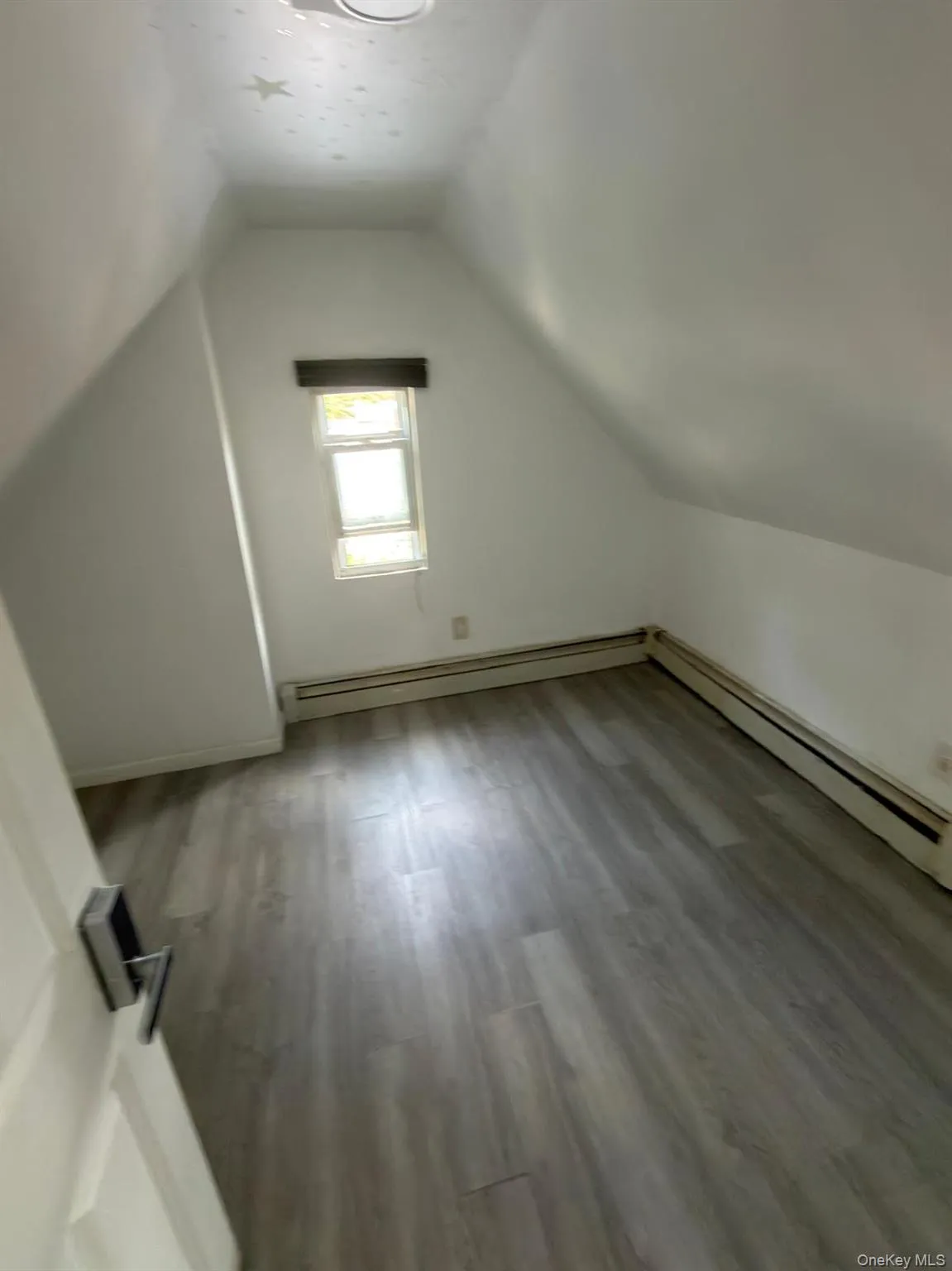 3223 96th Street, New York, NY, 4 Bedrooms Bedrooms, 6 Rooms Rooms,1 BathroomBathrooms,Residential Lease,For Rent,96th,0,1034532 3223 96th Street, New York, NY, 4 Bedrooms Bedrooms, 6 Rooms Rooms,1 BathroomBathrooms,Residential Lease,For Rent,96th,0,1034532