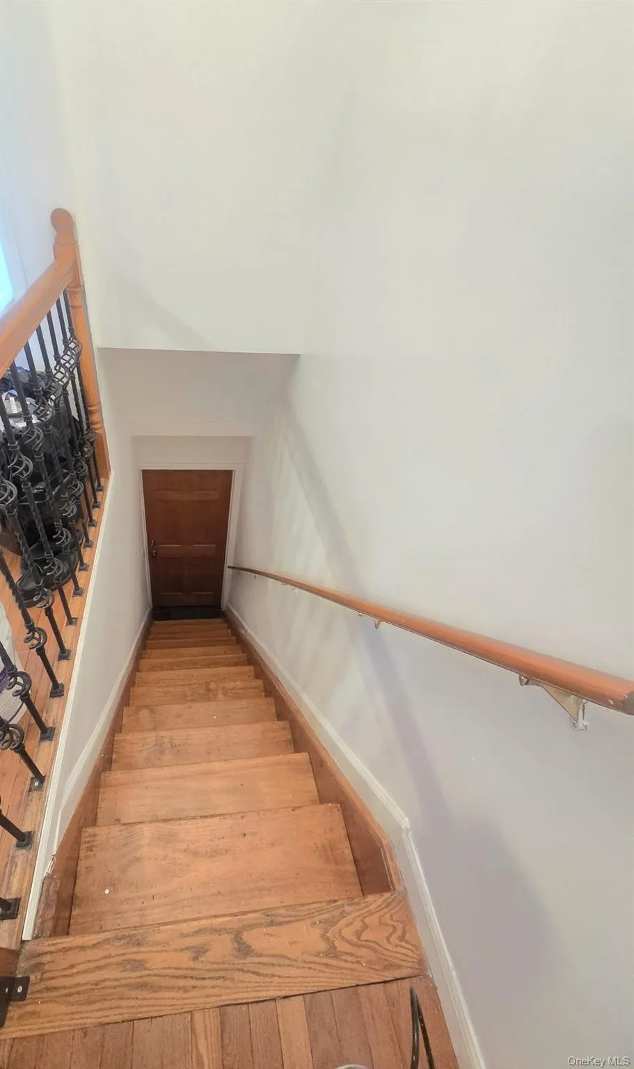 3223 96th Street, New York, NY, 4 Bedrooms Bedrooms, 6 Rooms Rooms,1 BathroomBathrooms,Residential Lease,For Rent,96th,0,1034532 3223 96th Street, New York, NY, 4 Bedrooms Bedrooms, 6 Rooms Rooms,1 BathroomBathrooms,Residential Lease,For Rent,96th,0,1034532