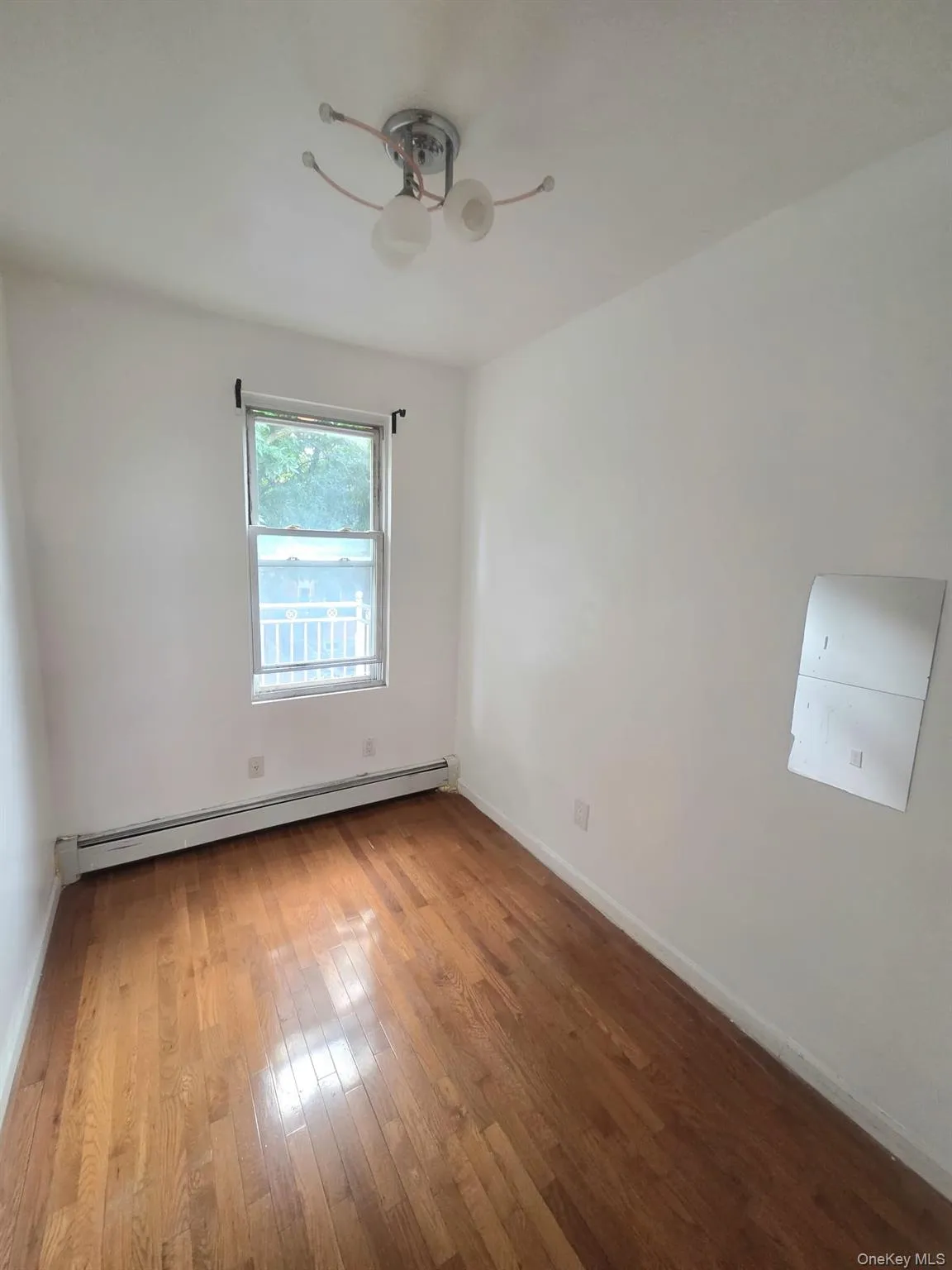 3223 96th Street, New York, NY, 4 Bedrooms Bedrooms, 6 Rooms Rooms,1 BathroomBathrooms,Residential Lease,For Rent,96th,0,1034532 3223 96th Street, New York, NY, 4 Bedrooms Bedrooms, 6 Rooms Rooms,1 BathroomBathrooms,Residential Lease,For Rent,96th,0,1034532