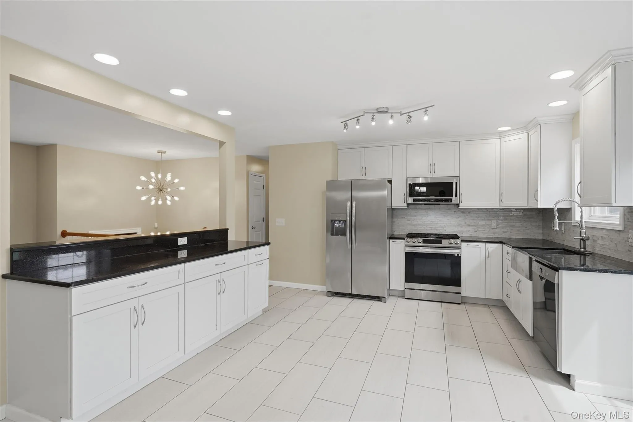 17 Watkins Drive, Montgomery, NY, 3 Bedrooms Bedrooms, 7 Rooms Rooms,3 BathroomsBathrooms,Residential Lease,For Rent,Watkins,0,1034541 17 Watkins Drive, Montgomery, NY, 3 Bedrooms Bedrooms, 7 Rooms Rooms,3 BathroomsBathrooms,Residential Lease,For Rent,Watkins,0,1034541