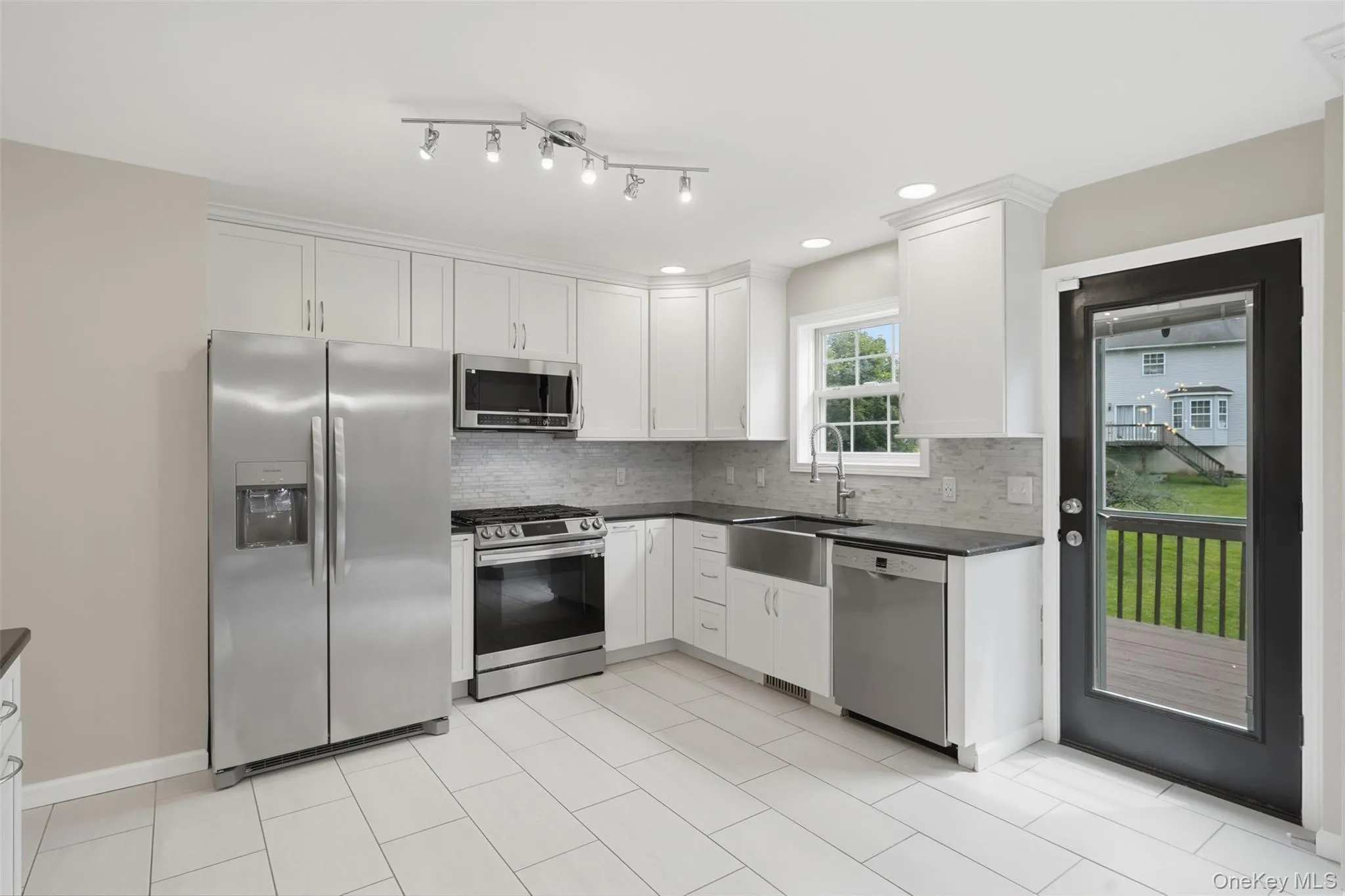 17 Watkins Drive, Montgomery, NY, 3 Bedrooms Bedrooms, 7 Rooms Rooms,3 BathroomsBathrooms,Residential Lease,For Rent,Watkins,0,1034541 17 Watkins Drive, Montgomery, NY, 3 Bedrooms Bedrooms, 7 Rooms Rooms,3 BathroomsBathrooms,Residential Lease,For Rent,Watkins,0,1034541