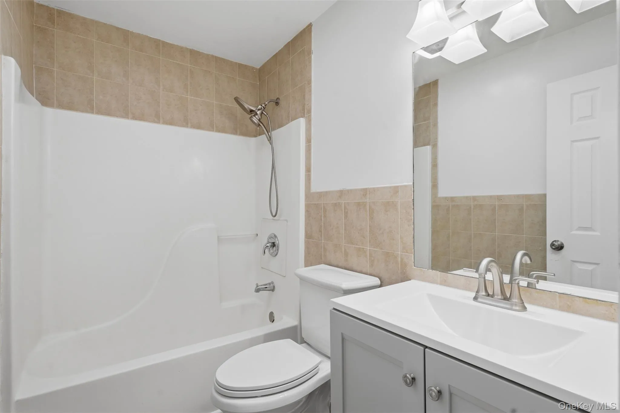 17 Watkins Drive, Montgomery, NY, 3 Bedrooms Bedrooms, 7 Rooms Rooms,3 BathroomsBathrooms,Residential Lease,For Rent,Watkins,0,1034541 17 Watkins Drive, Montgomery, NY, 3 Bedrooms Bedrooms, 7 Rooms Rooms,3 BathroomsBathrooms,Residential Lease,For Rent,Watkins,0,1034541