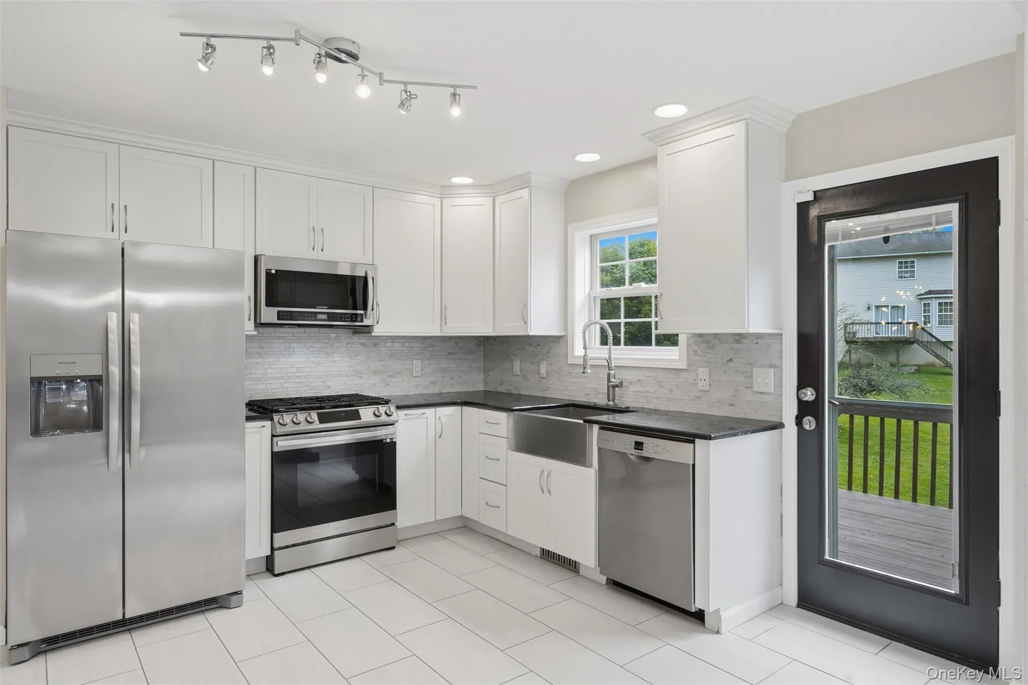 17 Watkins Drive, Montgomery, NY, 3 Bedrooms Bedrooms, 7 Rooms Rooms,3 BathroomsBathrooms,Residential Lease,For Rent,Watkins,0,1034541 17 Watkins Drive, Montgomery, NY, 3 Bedrooms Bedrooms, 7 Rooms Rooms,3 BathroomsBathrooms,Residential Lease,For Rent,Watkins,0,1034541