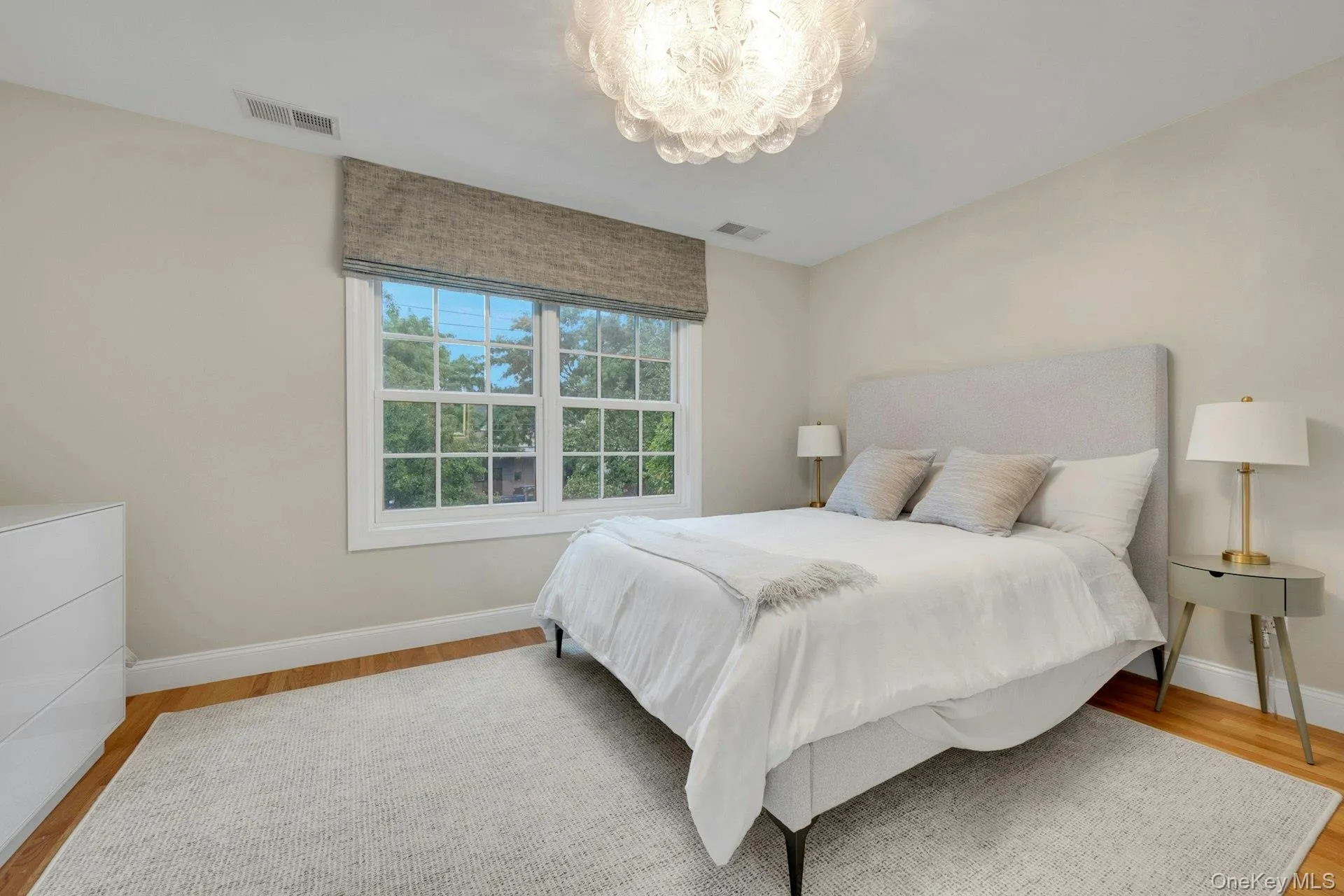 142 Brook Street, Eastchester, NY, 2 Bedrooms Bedrooms, 6 Rooms Rooms,3 BathroomsBathrooms,Residential Lease,For Rent,Brook,0,1034545 142 Brook Street, Eastchester, NY, 2 Bedrooms Bedrooms, 6 Rooms Rooms,3 BathroomsBathrooms,Residential Lease,For Rent,Brook,0,1034545