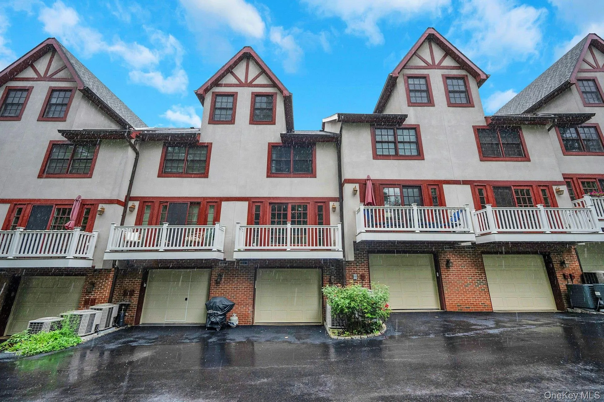 142 Brook Street, Eastchester, NY, 2 Bedrooms Bedrooms, 6 Rooms Rooms,3 BathroomsBathrooms,Residential Lease,For Rent,Brook,0,1034545 142 Brook Street, Eastchester, NY, 2 Bedrooms Bedrooms, 6 Rooms Rooms,3 BathroomsBathrooms,Residential Lease,For Rent,Brook,0,1034545