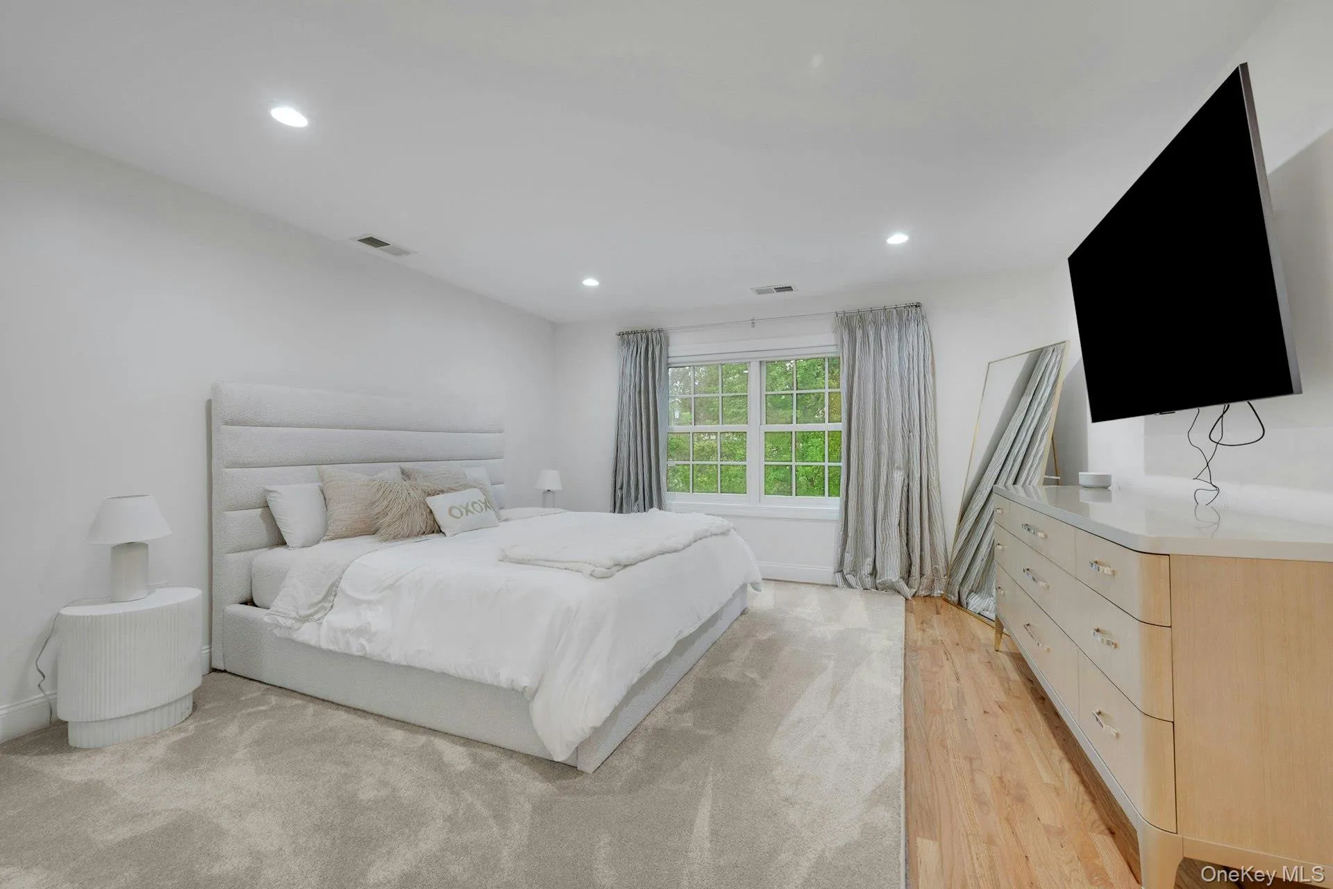 142 Brook Street, Eastchester, NY, 2 Bedrooms Bedrooms, 6 Rooms Rooms,3 BathroomsBathrooms,Residential Lease,For Rent,Brook,0,1034545 142 Brook Street, Eastchester, NY, 2 Bedrooms Bedrooms, 6 Rooms Rooms,3 BathroomsBathrooms,Residential Lease,For Rent,Brook,0,1034545