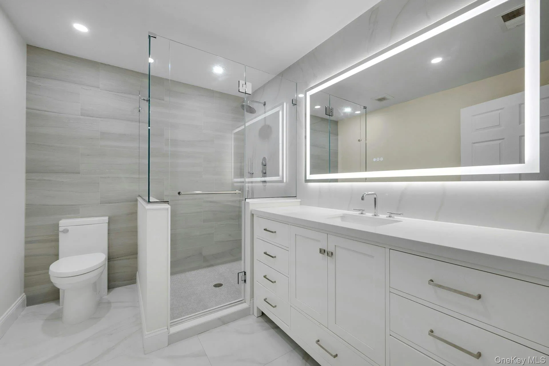 142 Brook Street, Eastchester, NY, 2 Bedrooms Bedrooms, 6 Rooms Rooms,3 BathroomsBathrooms,Residential Lease,For Rent,Brook,0,1034545 142 Brook Street, Eastchester, NY, 2 Bedrooms Bedrooms, 6 Rooms Rooms,3 BathroomsBathrooms,Residential Lease,For Rent,Brook,0,1034545