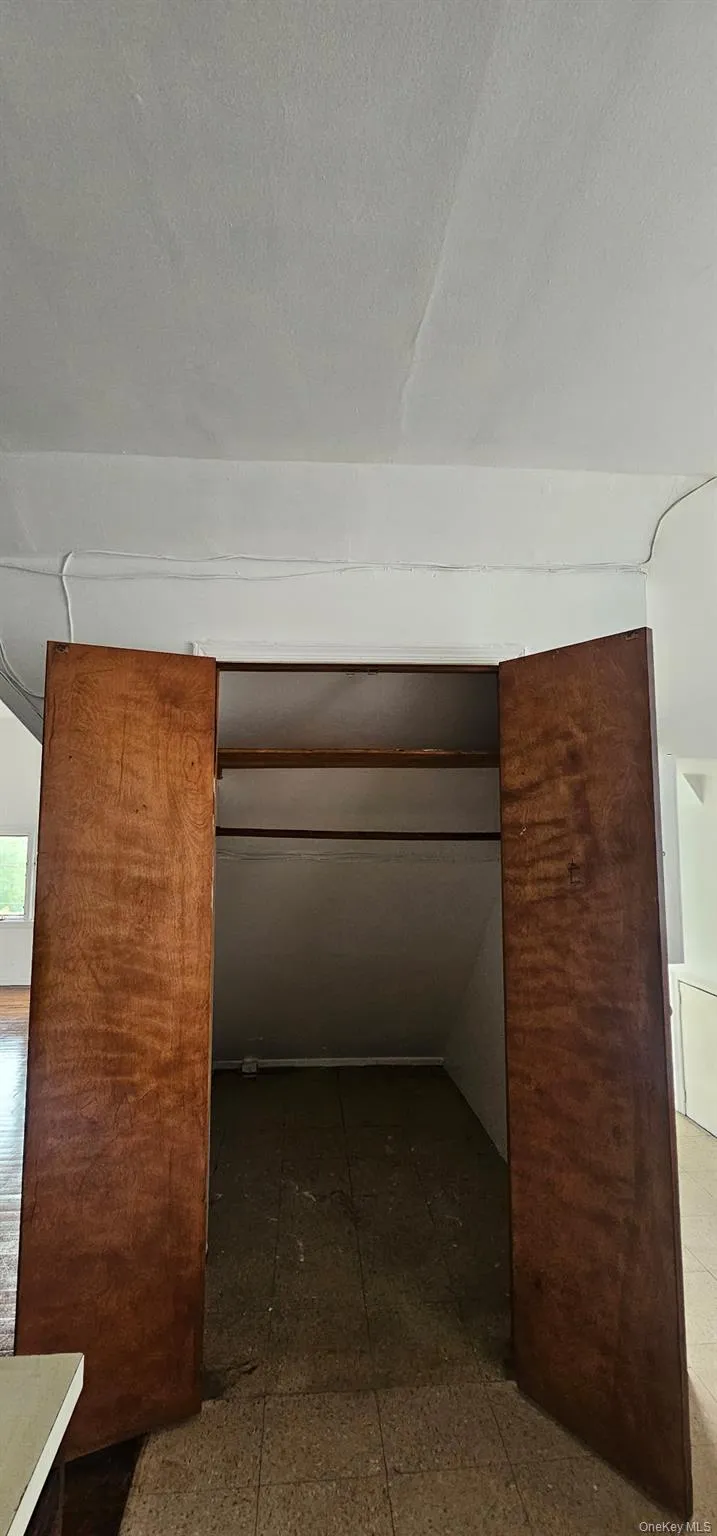 70 Washington Avenue, Ramapo, NY, 1 Bedroom Bedrooms, 5 Rooms Rooms,1 BathroomBathrooms,Residential Lease,For Rent,Washington,0,1034546 70 Washington Avenue, Ramapo, NY, 1 Bedroom Bedrooms, 5 Rooms Rooms,1 BathroomBathrooms,Residential Lease,For Rent,Washington,0,1034546