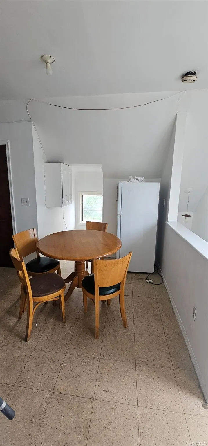 70 Washington Avenue, Ramapo, NY, 1 Bedroom Bedrooms, 5 Rooms Rooms,1 BathroomBathrooms,Residential Lease,For Rent,Washington,0,1034546 70 Washington Avenue, Ramapo, NY, 1 Bedroom Bedrooms, 5 Rooms Rooms,1 BathroomBathrooms,Residential Lease,For Rent,Washington,0,1034546
