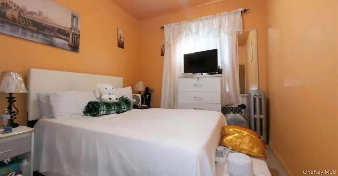 21804 137th Avenue, New York, NY, 3 Bedrooms Bedrooms, 5 Rooms Rooms,1 BathroomBathrooms,Residential Lease,For Rent,137th,0,1034547 21804 137th Avenue, New York, NY, 3 Bedrooms Bedrooms, 5 Rooms Rooms,1 BathroomBathrooms,Residential Lease,For Rent,137th,0,1034547
