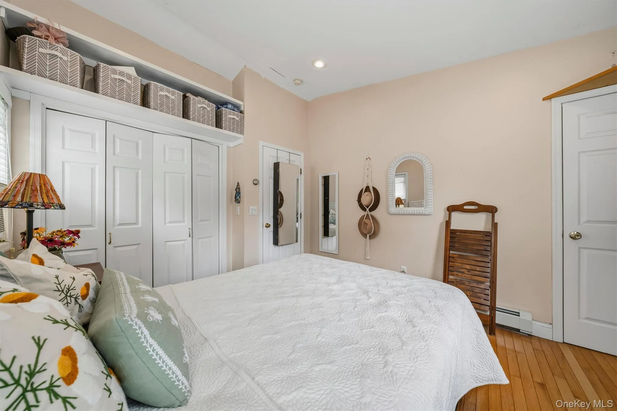 7 Locust Drive, Warwick (town), NY, 2 Bedrooms Bedrooms, 5 Rooms Rooms,1 BathroomBathrooms,Residential,For Rent,Locust,0,1034548 7 Locust Drive, Warwick (town), NY, 2 Bedrooms Bedrooms, 5 Rooms Rooms,1 BathroomBathrooms,Residential,For Rent,Locust,0,1034548