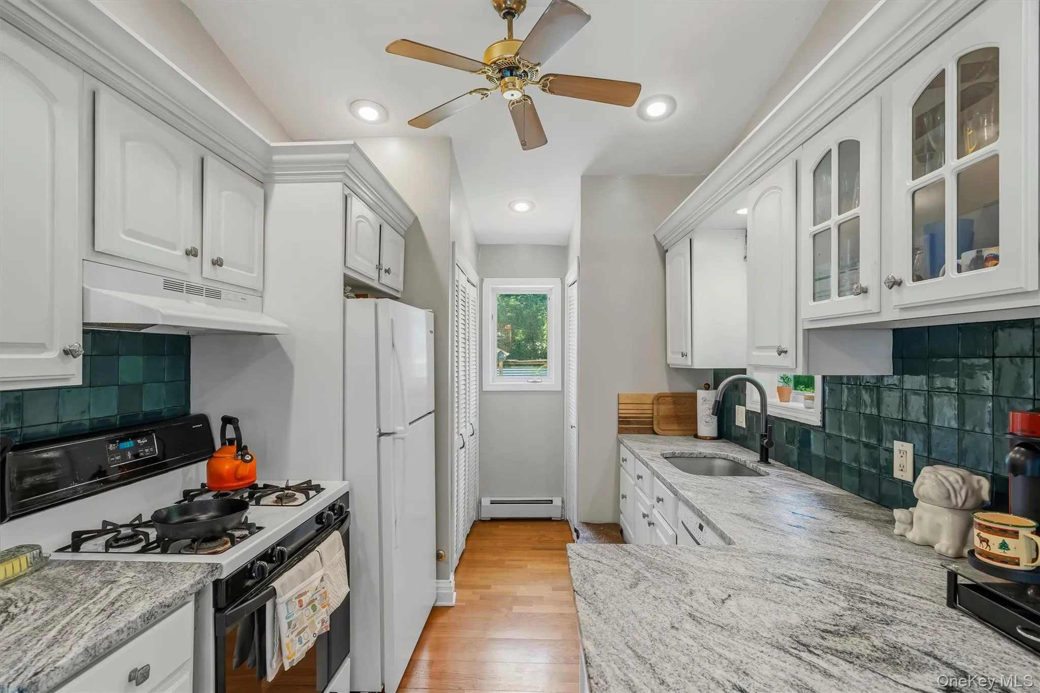 7 Locust Drive, Warwick (town), NY, 2 Bedrooms Bedrooms, 5 Rooms Rooms,1 BathroomBathrooms,Residential,For Rent,Locust,0,1034548 7 Locust Drive, Warwick (town), NY, 2 Bedrooms Bedrooms, 5 Rooms Rooms,1 BathroomBathrooms,Residential,For Rent,Locust,0,1034548