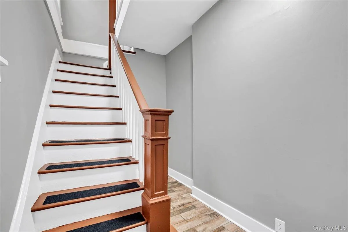 143 Chatterton Parkway, White Plains, NY, 2 Bedrooms Bedrooms, 4 Rooms Rooms,1 BathroomBathrooms,Residential Lease,For Rent,Chatterton,0,1034552 143 Chatterton Parkway, White Plains, NY, 2 Bedrooms Bedrooms, 4 Rooms Rooms,1 BathroomBathrooms,Residential Lease,For Rent,Chatterton,0,1034552