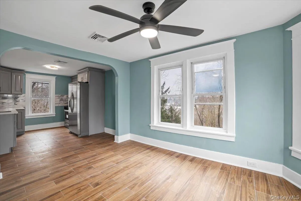 143 Chatterton Parkway, White Plains, NY, 2 Bedrooms Bedrooms, 4 Rooms Rooms,1 BathroomBathrooms,Residential Lease,For Rent,Chatterton,0,1034552 143 Chatterton Parkway, White Plains, NY, 2 Bedrooms Bedrooms, 4 Rooms Rooms,1 BathroomBathrooms,Residential Lease,For Rent,Chatterton,0,1034552