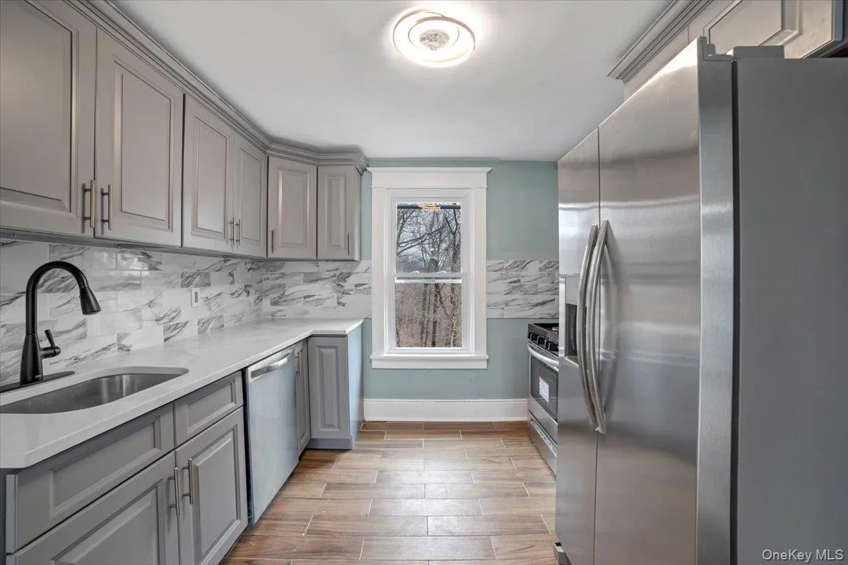 143 Chatterton Parkway, White Plains, NY, 2 Bedrooms Bedrooms, 4 Rooms Rooms,1 BathroomBathrooms,Residential Lease,For Rent,Chatterton,0,1034552 143 Chatterton Parkway, White Plains, NY, 2 Bedrooms Bedrooms, 4 Rooms Rooms,1 BathroomBathrooms,Residential Lease,For Rent,Chatterton,0,1034552