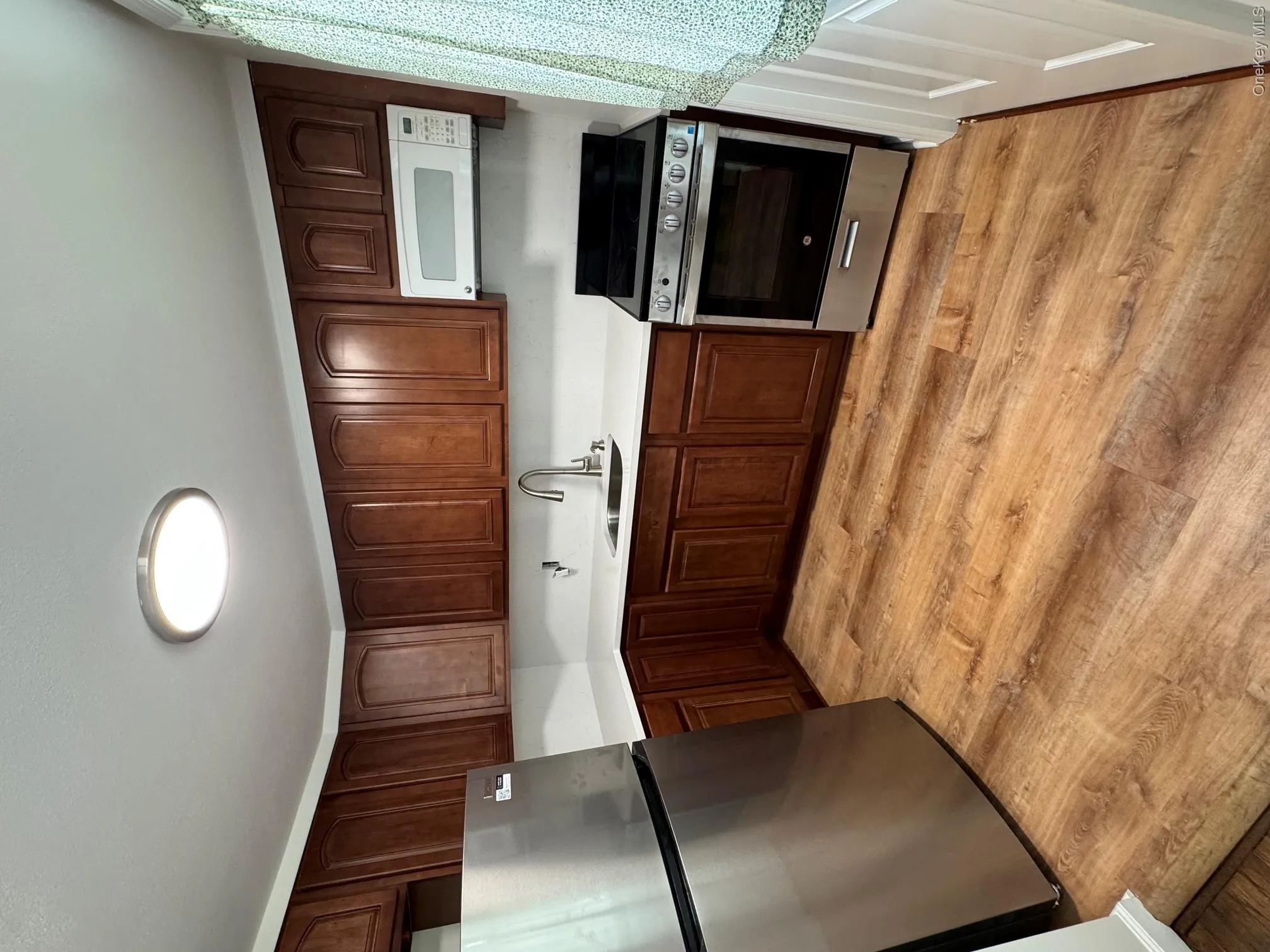 1 Gilbert Avenue, Smithtown, NY, 2 Bedrooms Bedrooms, 6 Rooms Rooms,1 BathroomBathrooms,Residential Lease,For Rent,Gilbert,0,1034560 1 Gilbert Avenue, Smithtown, NY, 2 Bedrooms Bedrooms, 6 Rooms Rooms,1 BathroomBathrooms,Residential Lease,For Rent,Gilbert,0,1034560