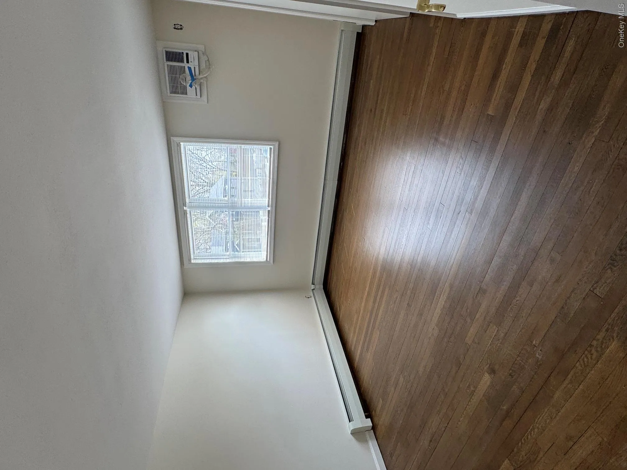 1 Gilbert Avenue, Smithtown, NY, 2 Bedrooms Bedrooms, 6 Rooms Rooms,1 BathroomBathrooms,Residential Lease,For Rent,Gilbert,0,1034560 1 Gilbert Avenue, Smithtown, NY, 2 Bedrooms Bedrooms, 6 Rooms Rooms,1 BathroomBathrooms,Residential Lease,For Rent,Gilbert,0,1034560