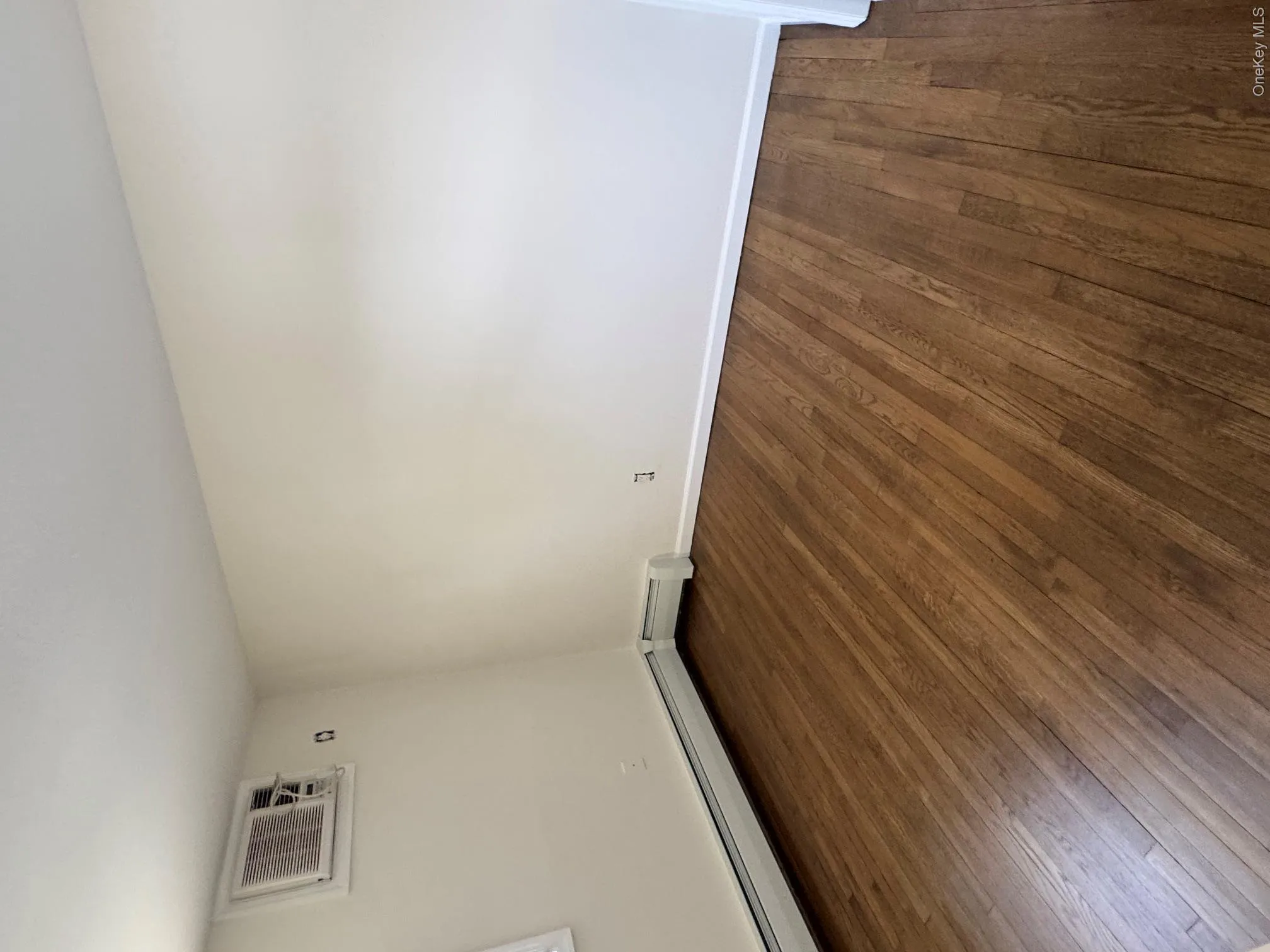1 Gilbert Avenue, Smithtown, NY, 2 Bedrooms Bedrooms, 6 Rooms Rooms,1 BathroomBathrooms,Residential Lease,For Rent,Gilbert,0,1034560 1 Gilbert Avenue, Smithtown, NY, 2 Bedrooms Bedrooms, 6 Rooms Rooms,1 BathroomBathrooms,Residential Lease,For Rent,Gilbert,0,1034560