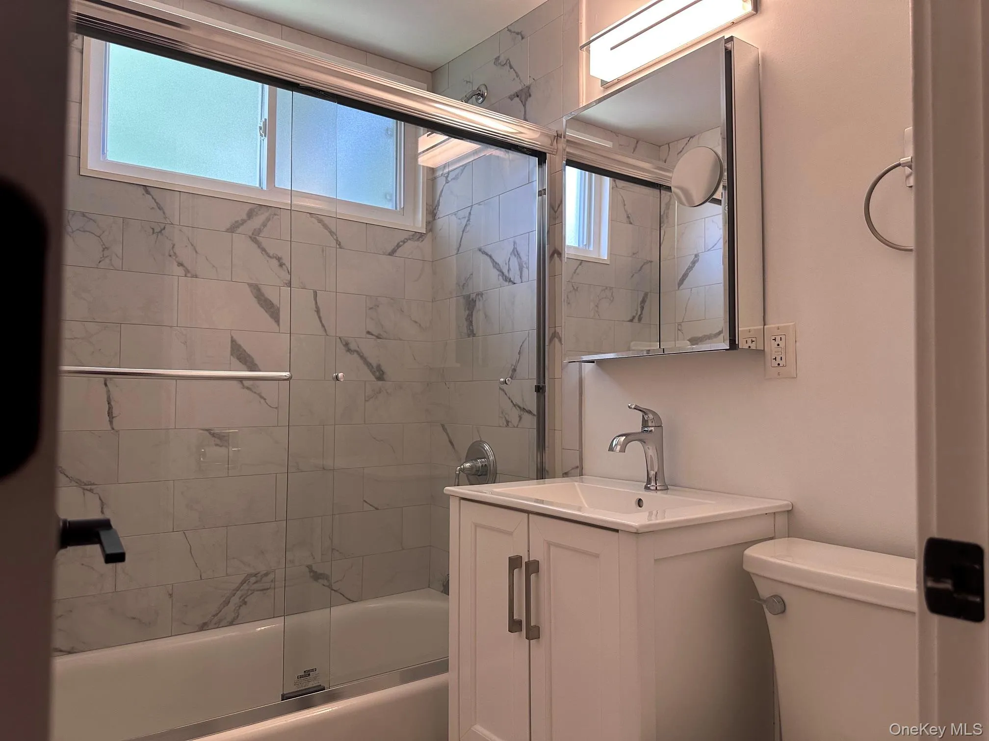 1 Gilbert Avenue, Smithtown, NY, 2 Bedrooms Bedrooms, 5 Rooms Rooms,1 BathroomBathrooms,Residential Lease,For Rent,Gilbert,0,1034560 1 Gilbert Avenue, Smithtown, NY, 2 Bedrooms Bedrooms, 5 Rooms Rooms,1 BathroomBathrooms,Residential Lease,For Rent,Gilbert,0,1034560